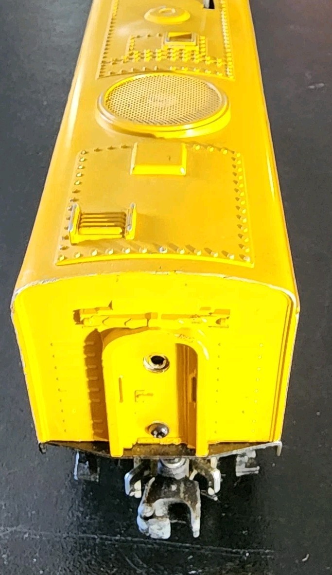 Postwar Lionel 0 #1065 Union Pacific Alco A Diesel Locomotive Switcher. XS107