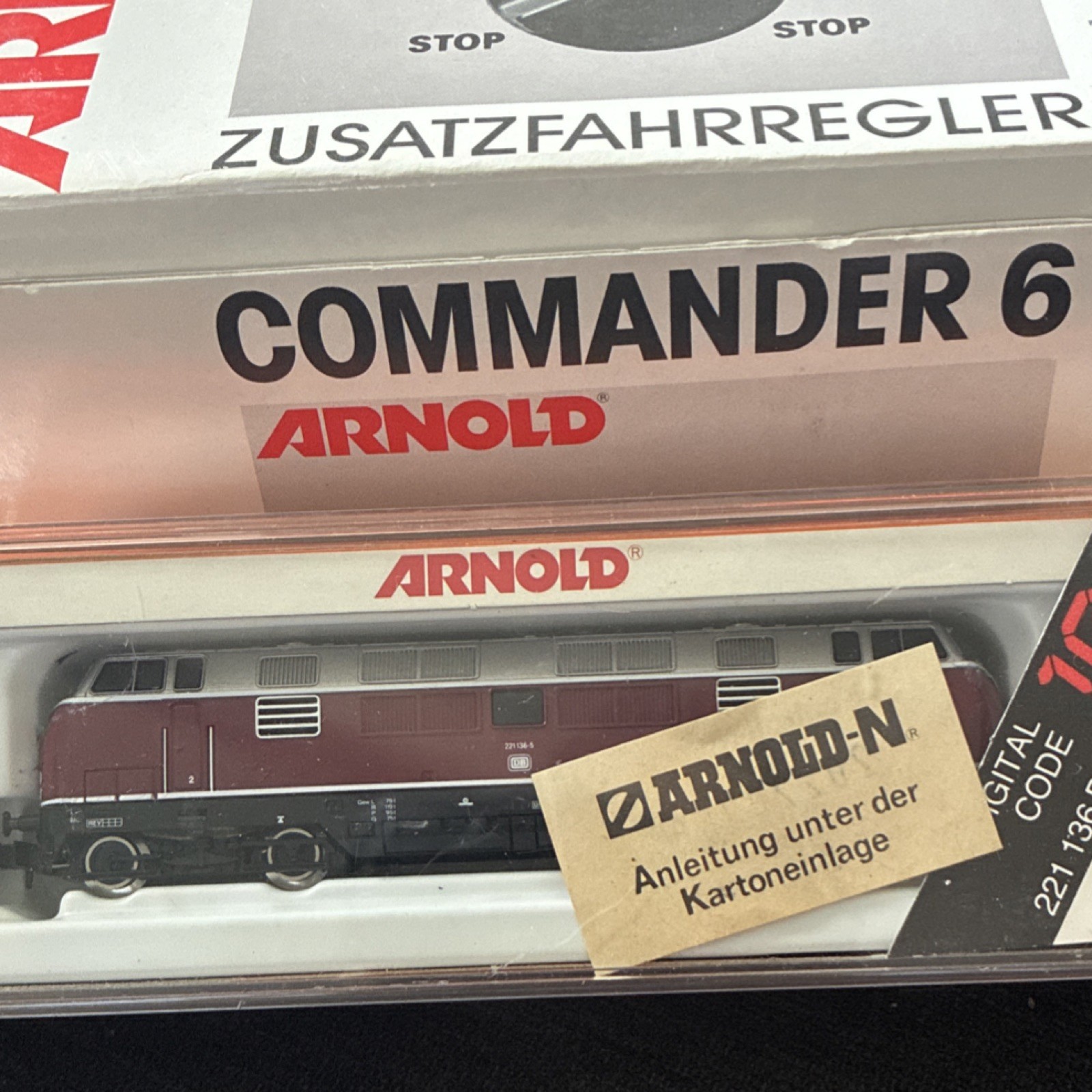 Arnold Digital N Gauge Diesel Locomotive BR 221 Deutsche Bahn Red Silver Black