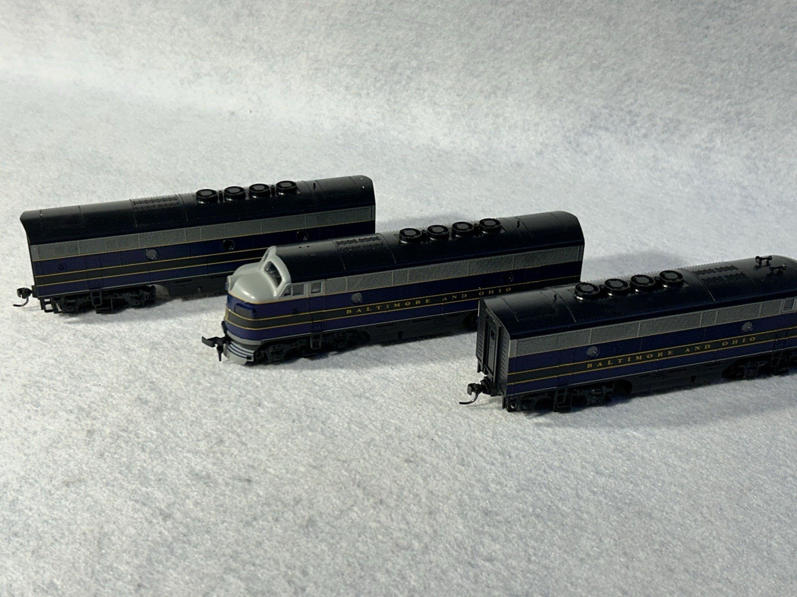 Regal Stewart/KATO B &O F-3 A/B/A Phase 2 Set, A’s Powered, B Unpowered HO