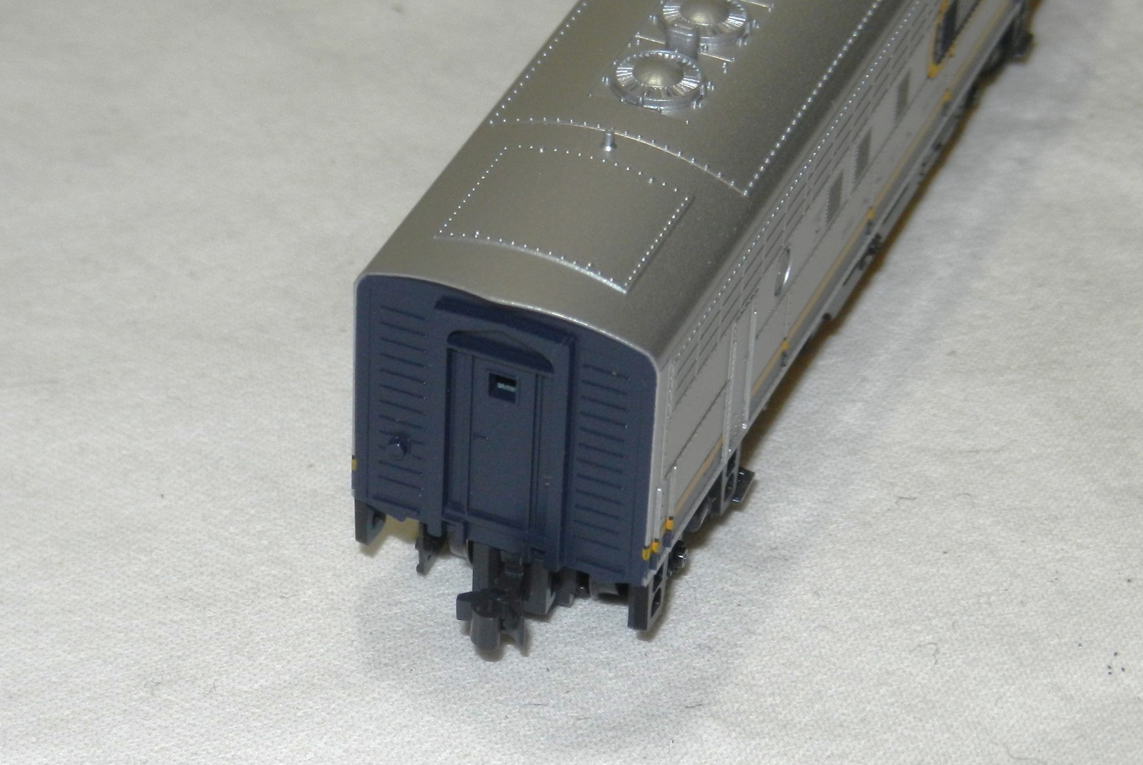 N KATO 176-2126 Santa Fe Blue Bonnet F7A road #325 LNIB