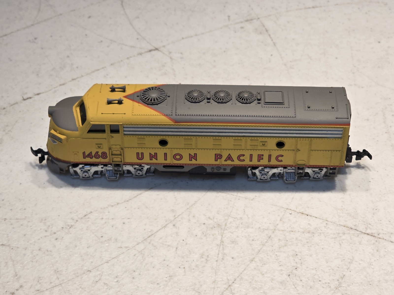 Vintage Bachmann HO Scale Union Pacific F9 Diesel Locomotive 1468