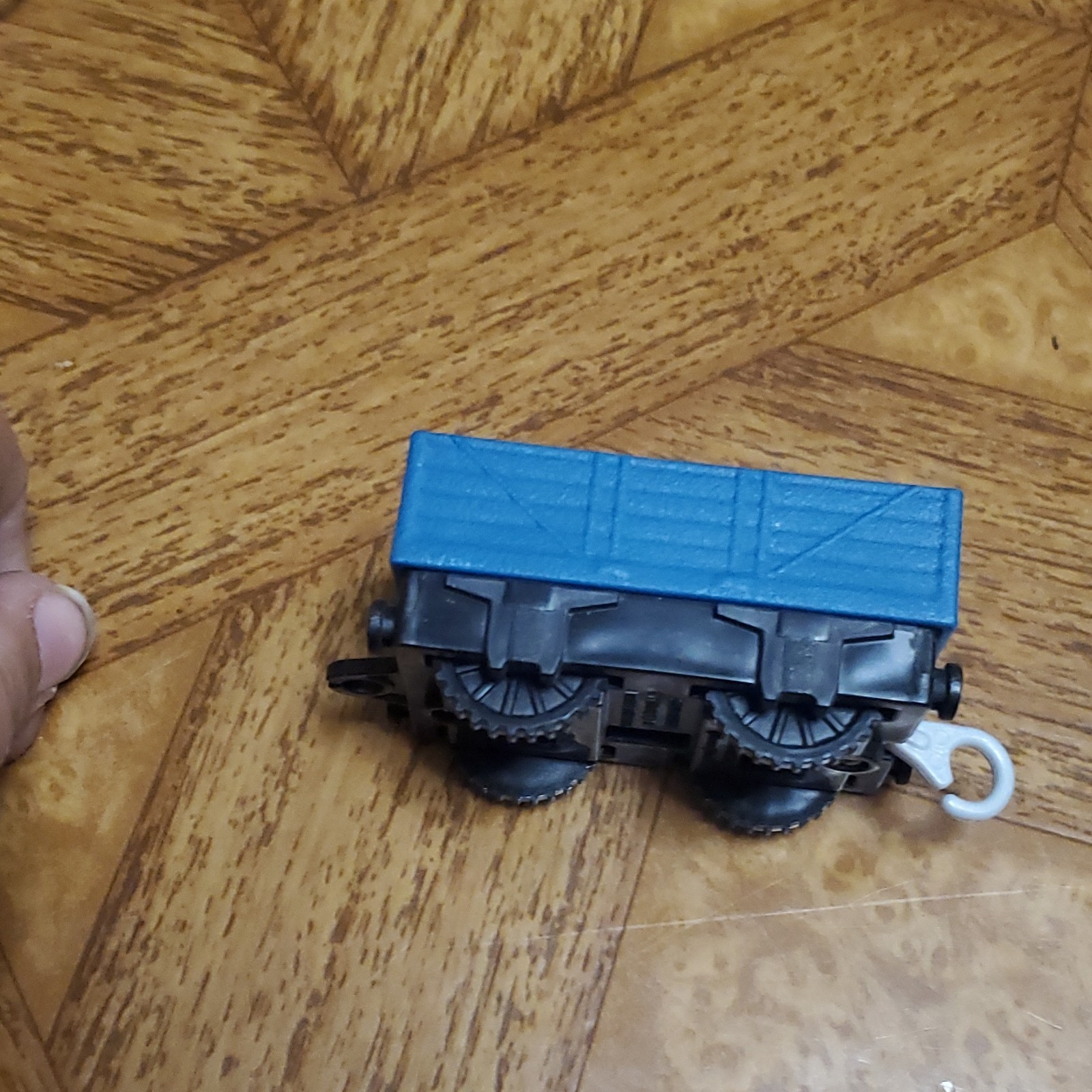 Mattel Thomas & Friends Locomotive 2013 Blue Yellow Tender N Gauge 1:87