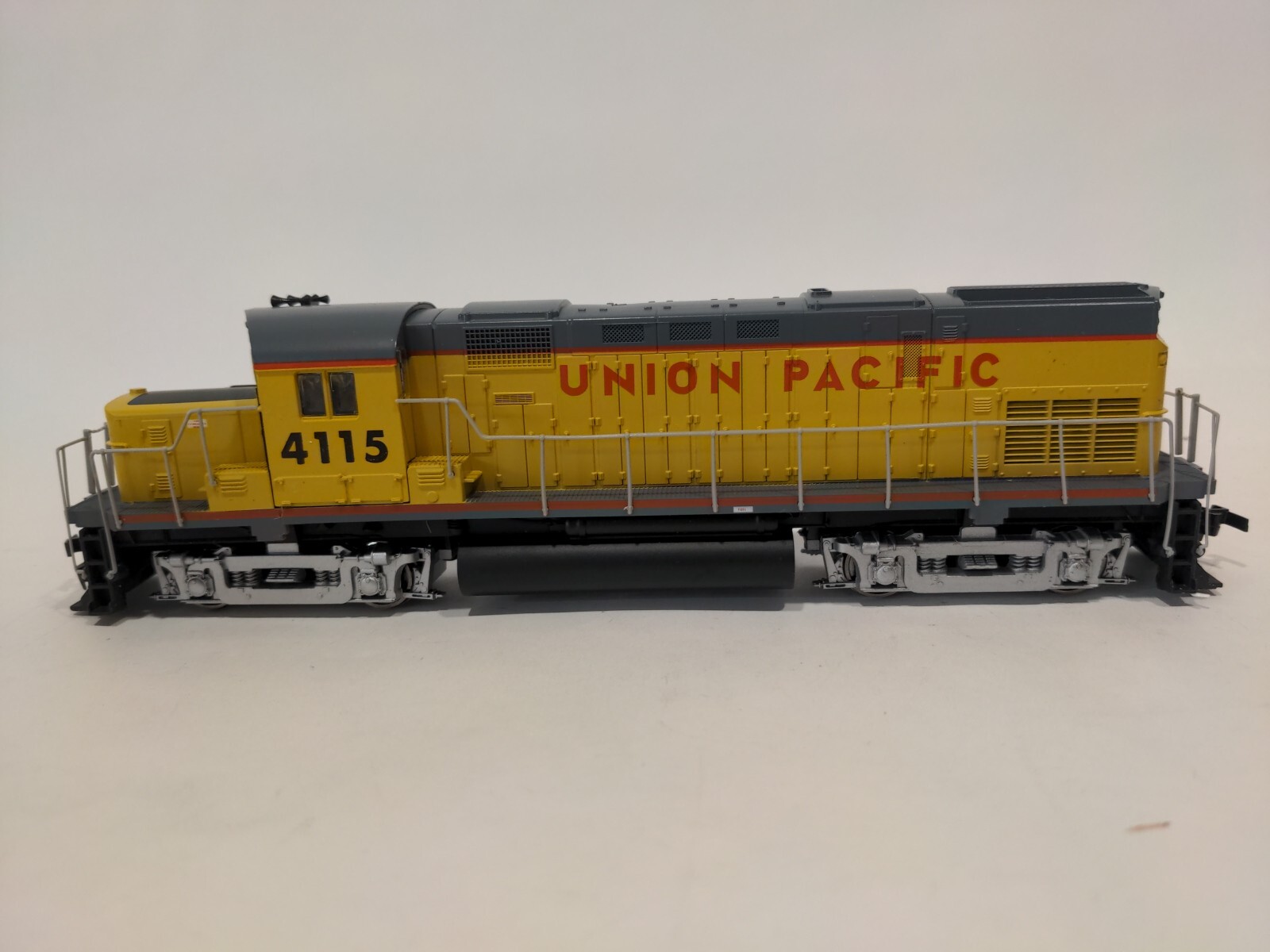 Rivarossi HO Union Pacific Alco C-420 Diesel Locomotive #4115