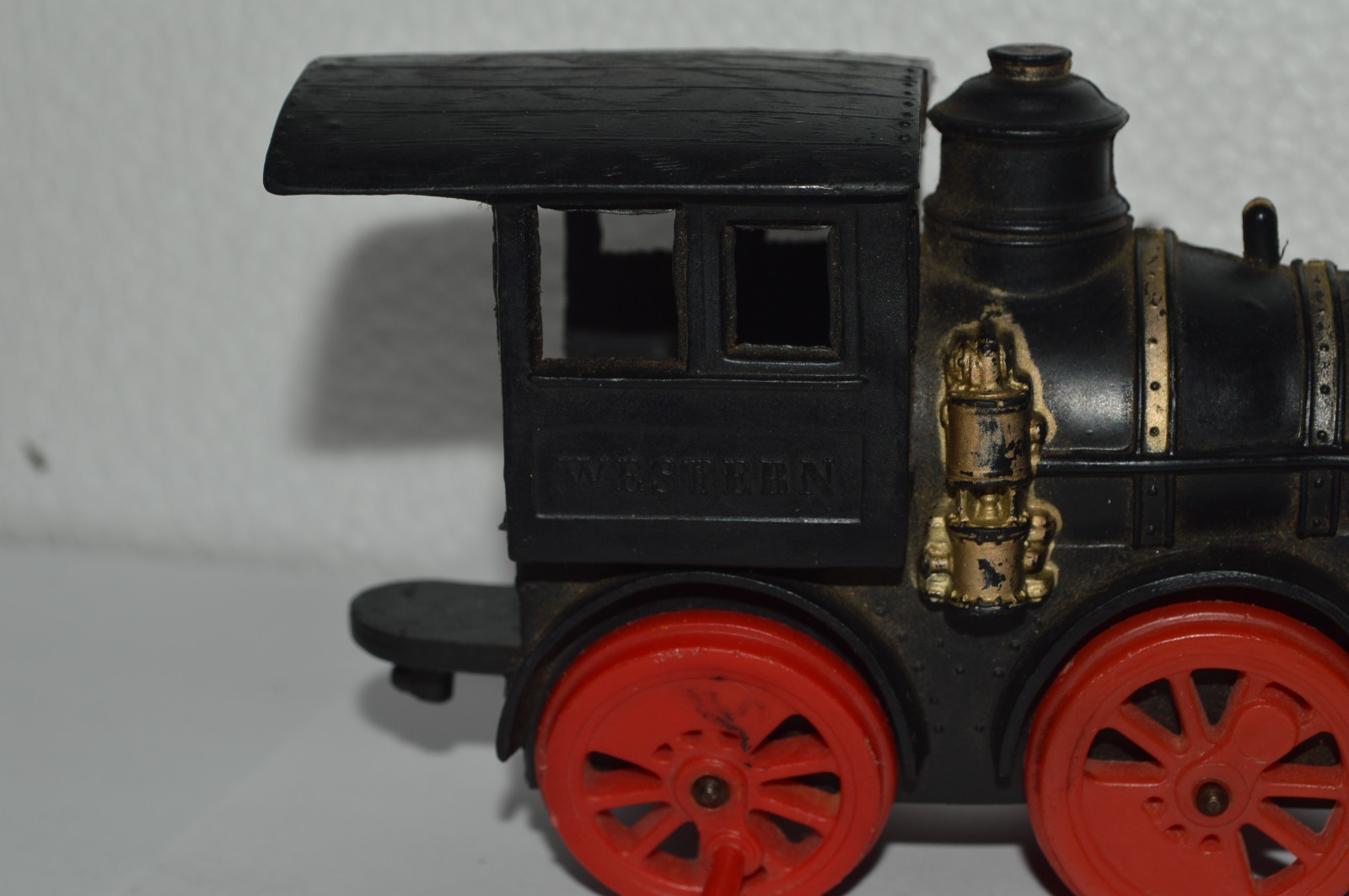 AUBURN Steam Locomotive Rubber Black Gold Red Wheels USA Made 7 Inch 1930’s