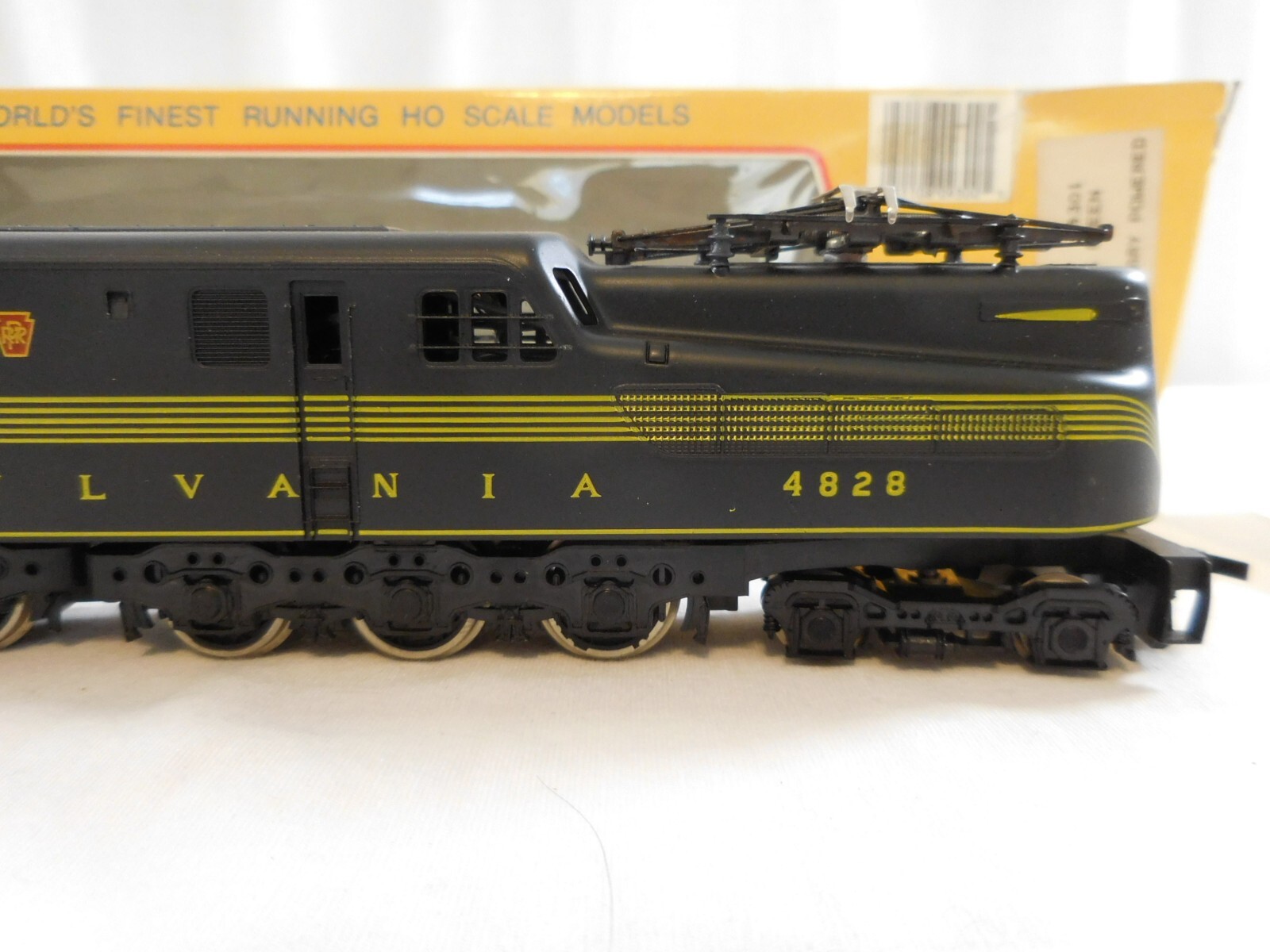 HO Scale IHC Brunswick Green Pennsylvania Dual Drive GG-1 M9301