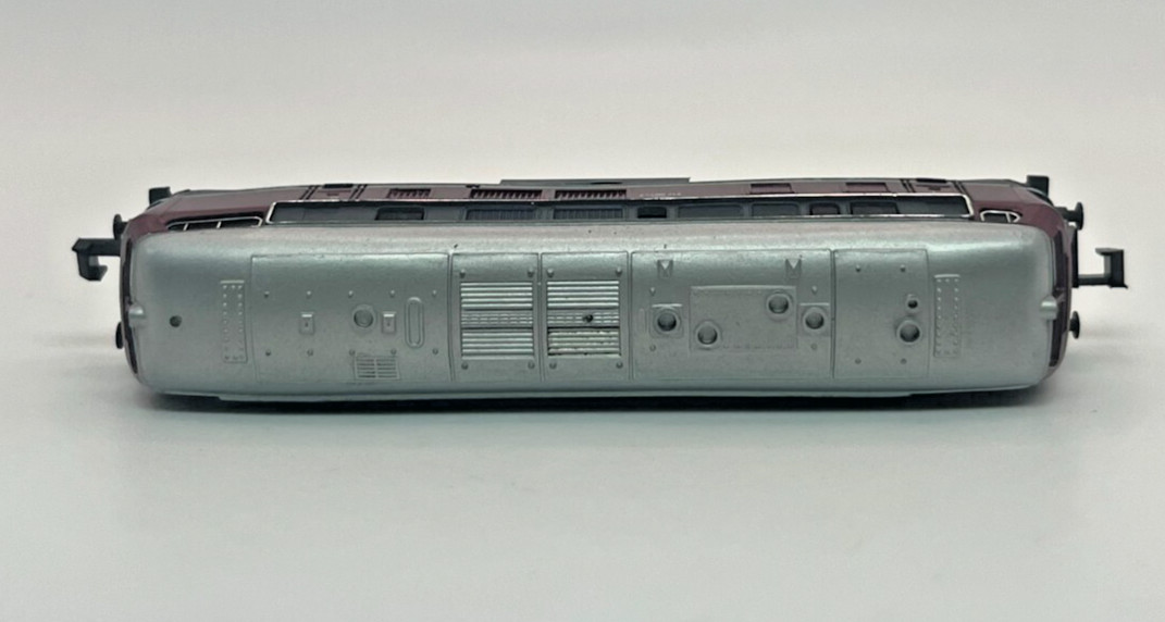N Scale Arnold 2051 BR 217 Diesel Locomotive Original Box