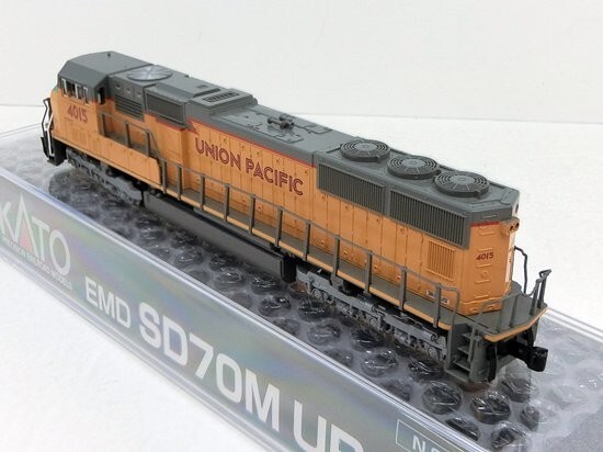 Kato 176-4015 EMD SD70M FLAT RADIATOR UP 4015 N Gauge UNION PACIFIC NEW