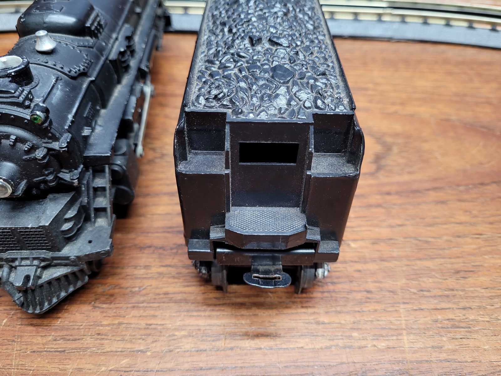 Lionel O Gauge 2-6-4 2026 Steam Locomotive And Tender For Parts Or Repair