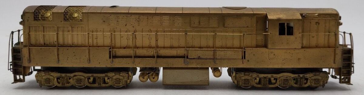Red Ball H24-66 BRASS HO Fairbanks-Morse B-46 Trainmaster Diesel Locomotive/Box