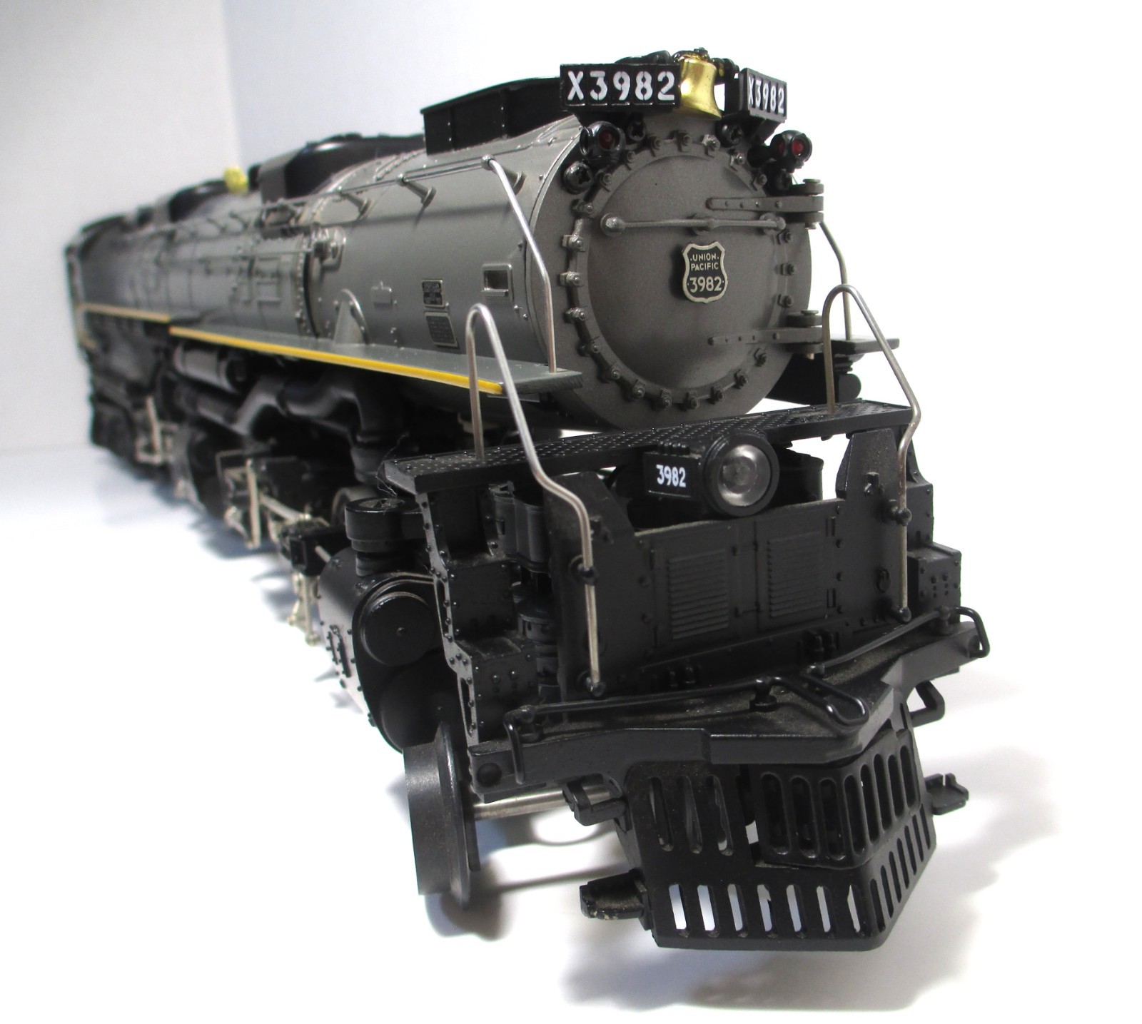 MTH Union Pacific No.3982 4-6-6-4 Die-Cast Challenger Loco & Tender P/S READ