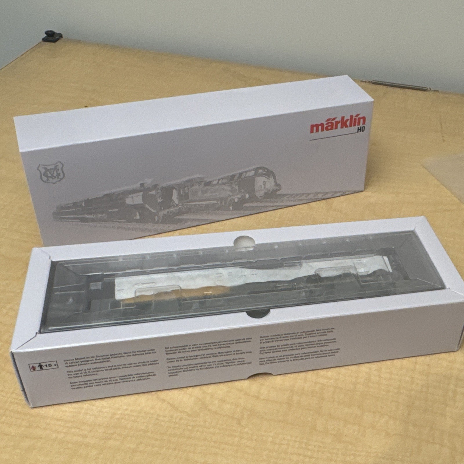 Märklin Marklin HO Union Pacific GE ES44AC Diesel Loco 7912 Digital DCC AC 38441