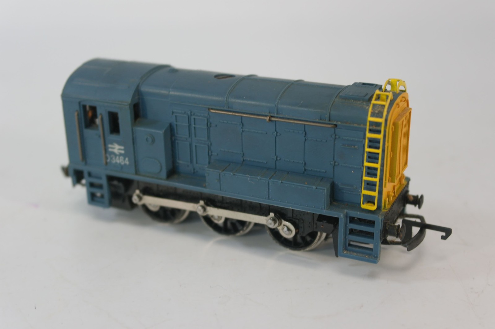 Wrenn W2232 0-6-0 Diesel Shunter in BR Blue. Used. OO Gauge