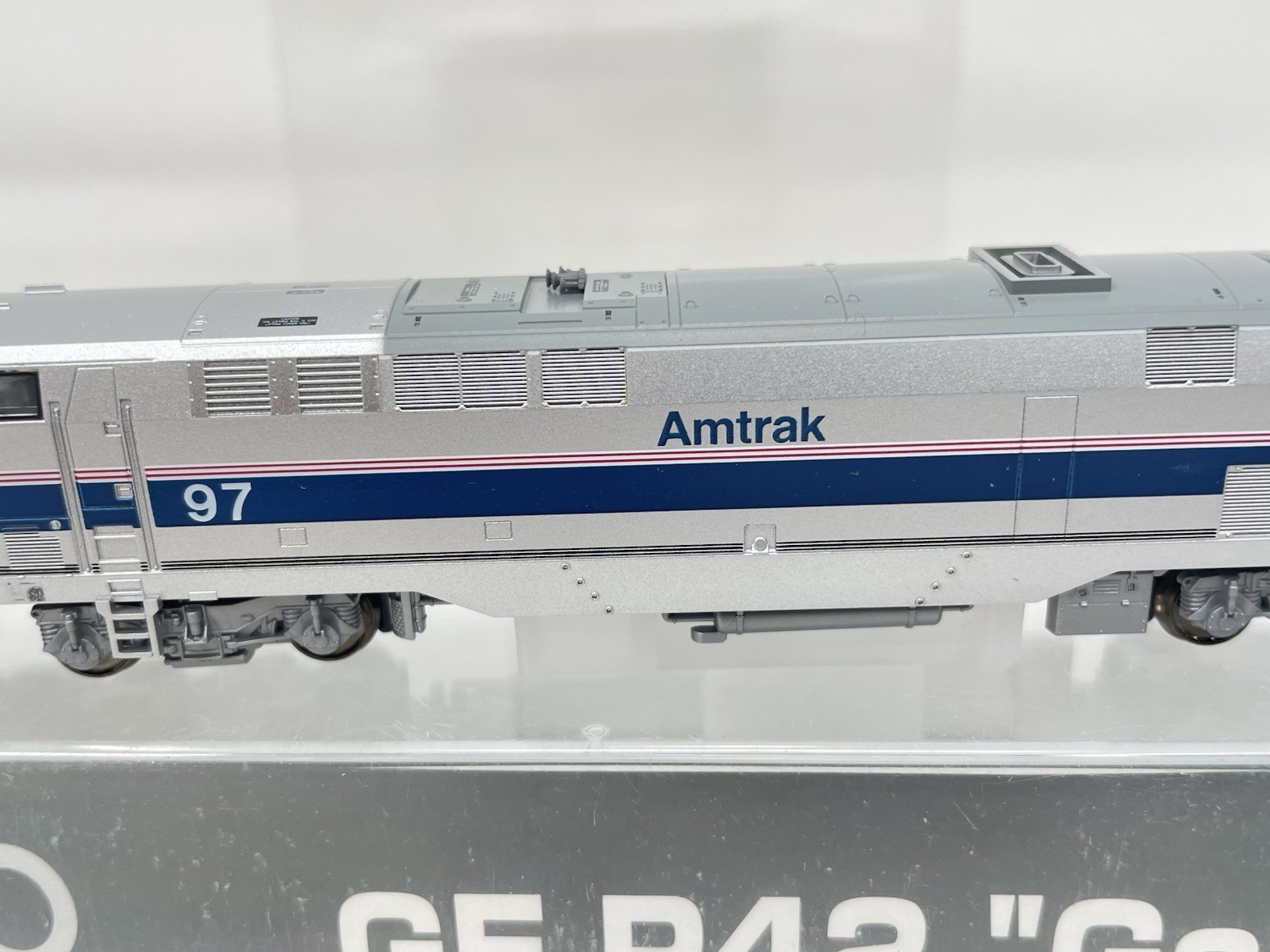 Kato N Scale GE P42 Genesis Amtrak Phase IV 176-6002 #97 Unused
