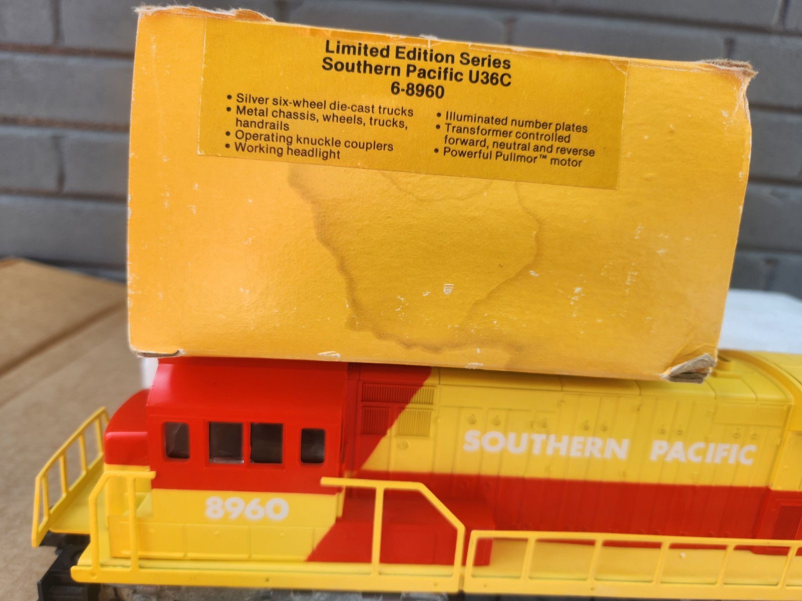 Lionel 8960 SP Southern Pacific Powered U36C Diesel Switcher Locomotive w/ Box