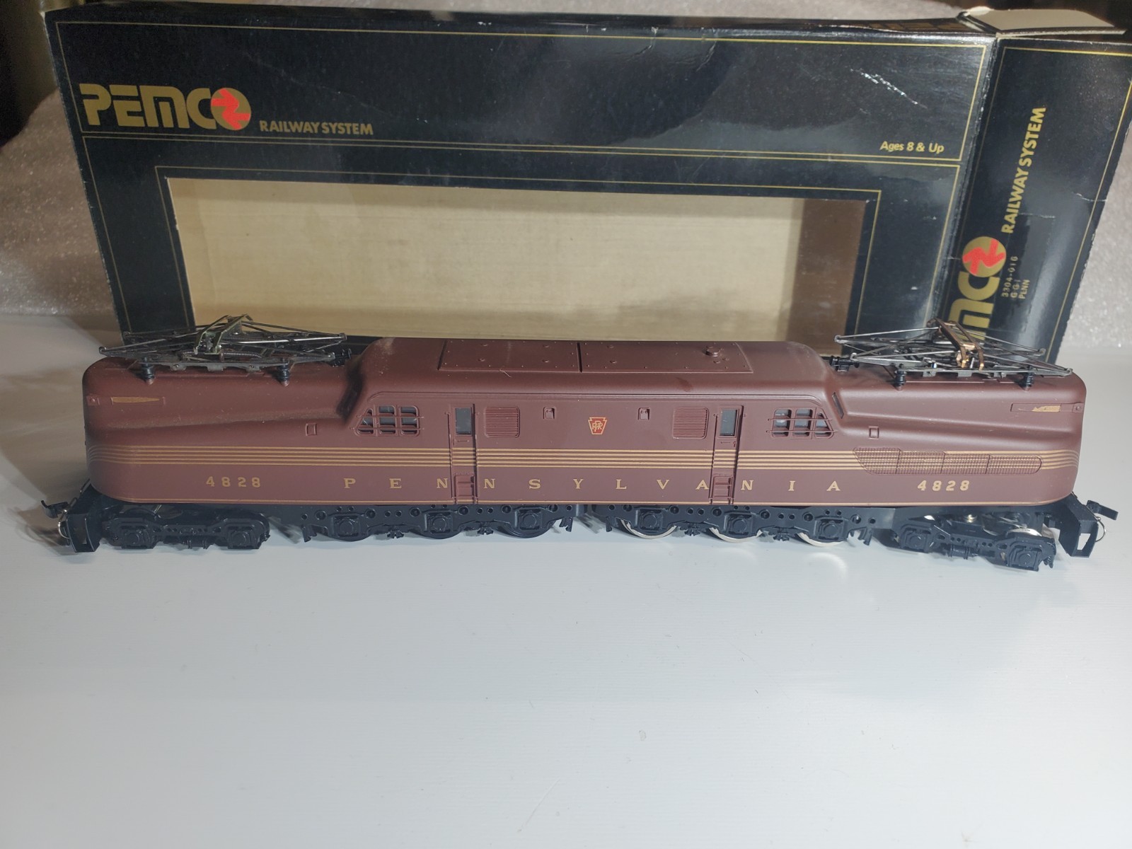 ho Pemco Pennsy #4828 GG1 Electric Locomotive – Tuscon Red – DC – Runs Good (A)