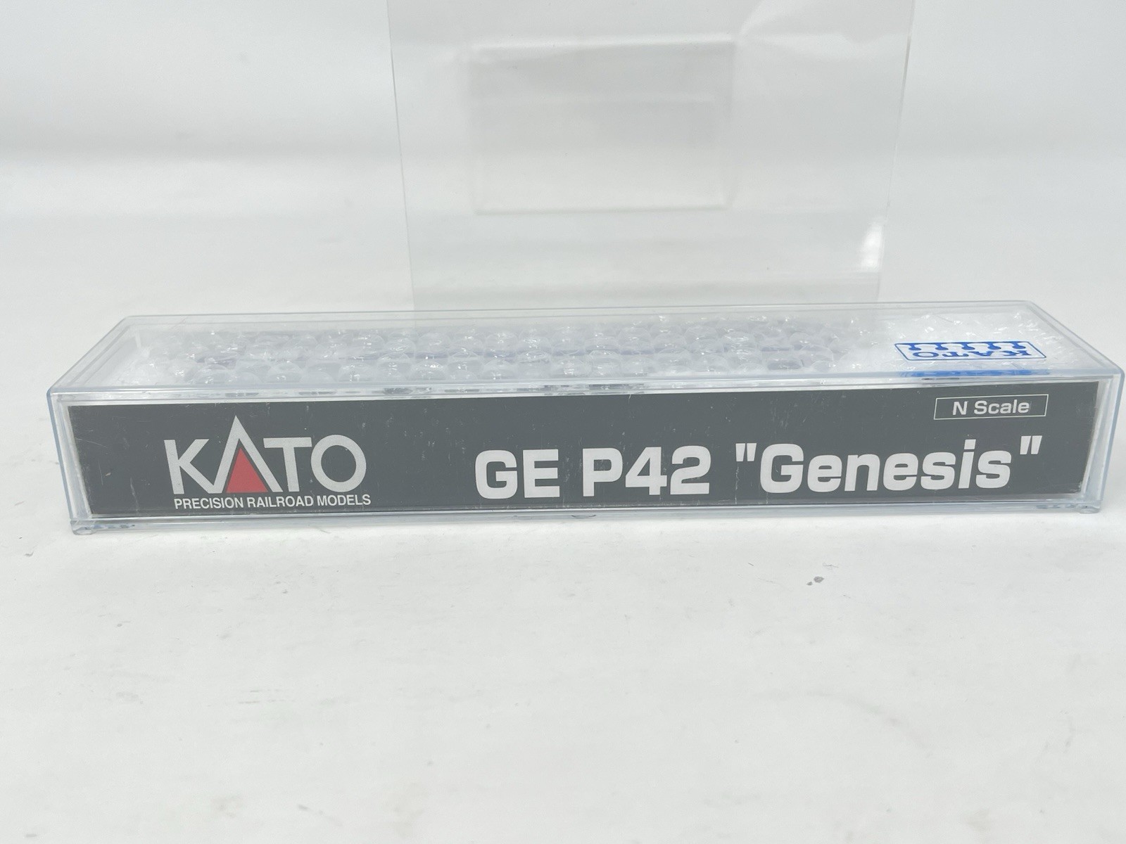 Kato N Scale GE P42 Genesis Amtrak Phase IV 176-6002 #97 Unused