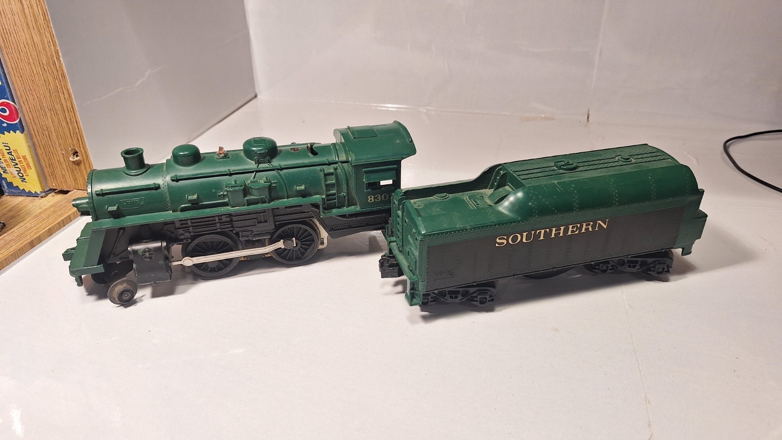 Lionel 8302 Locomotive