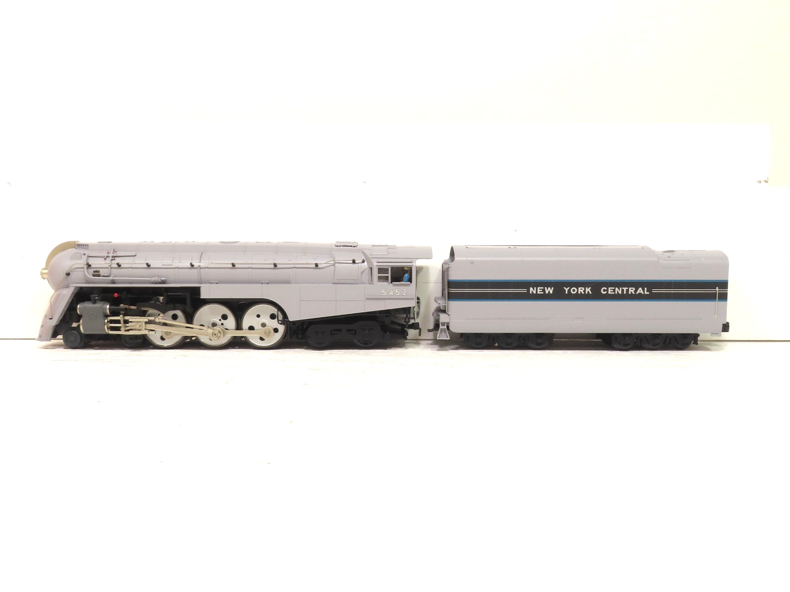 Lionel 2331402 NYC Legacy Dreyfuss J3 #5452 Test Run Only