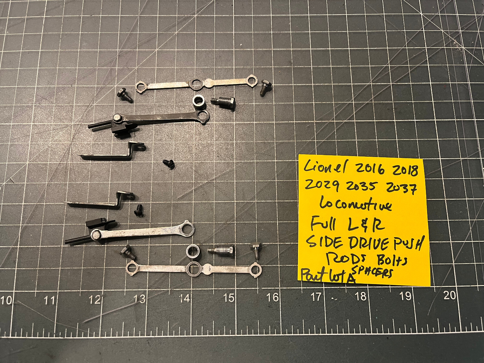 Lionel Train 2018 Locomotive FULL LEFT RIGHT DRIVE PUSH RODS & BOLTS PART LOT A