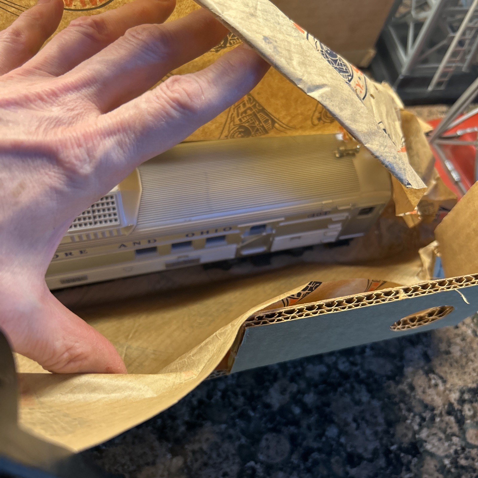 Lionel 404 Baltimore & Ohio – new, wrapped in original box-damage, see pictures