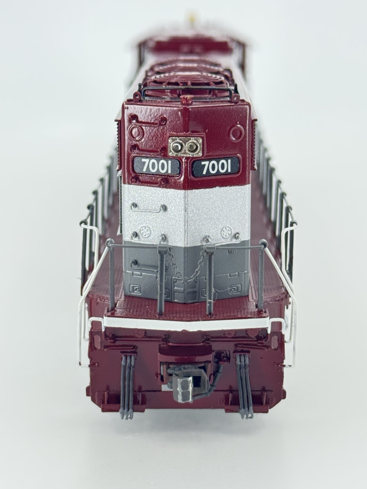 HO Overland Models OMI 5813.1 Electro Motive EMD SD70M Demo Diesel Locomotive