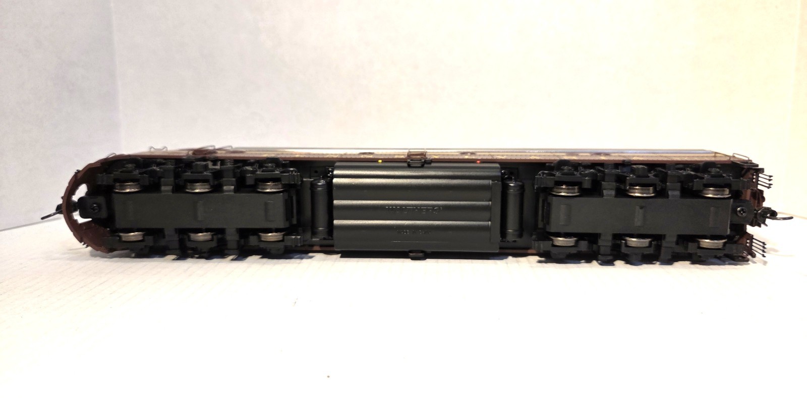 WalthersProto HO Scale EMD E8A PRR #5711A Tsunami Sound DCC w/ Original Box Exce