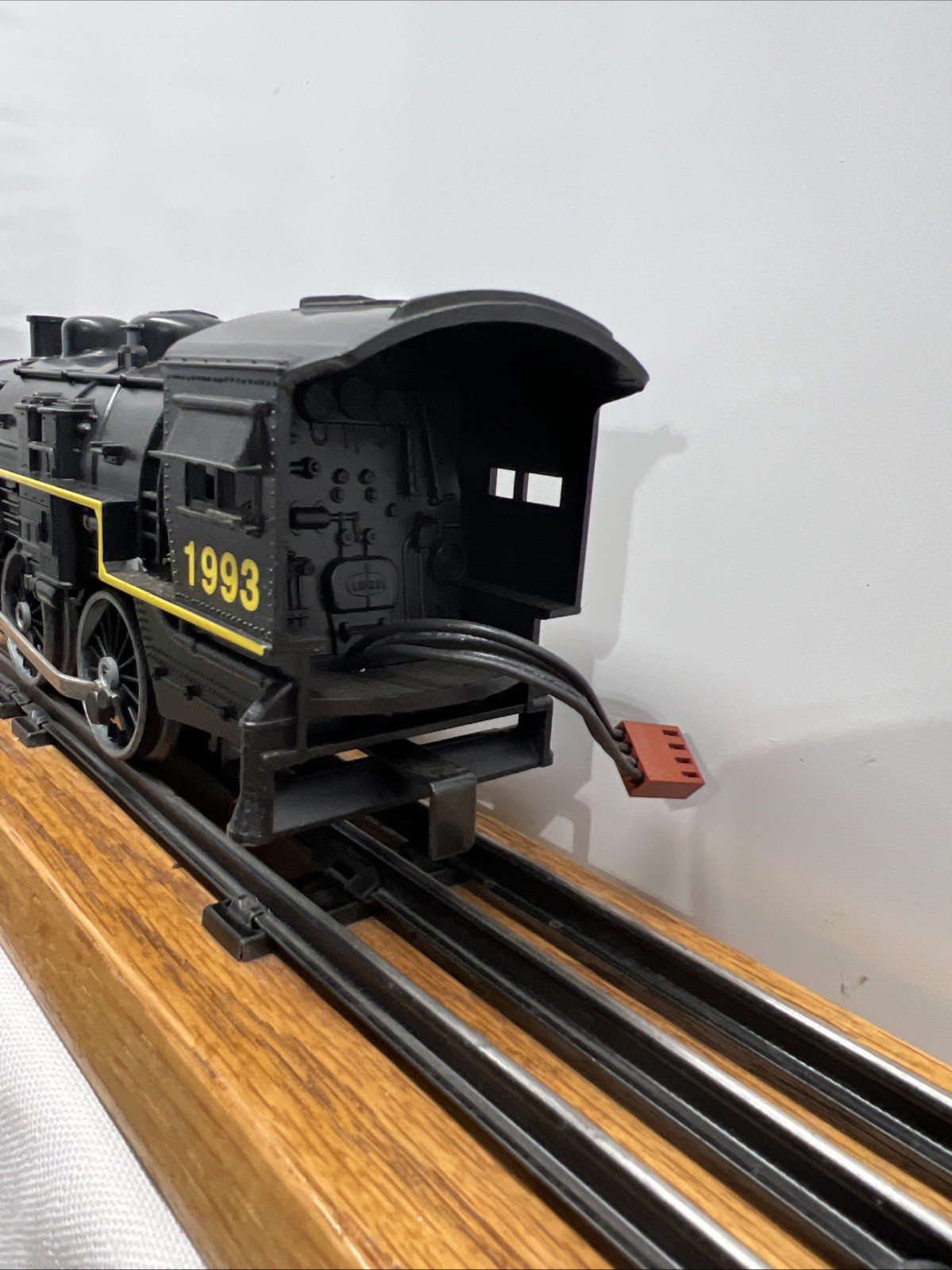 Lionel 18713 Chessie System 2-4-0 Loco w/Slopeback Tender Nice