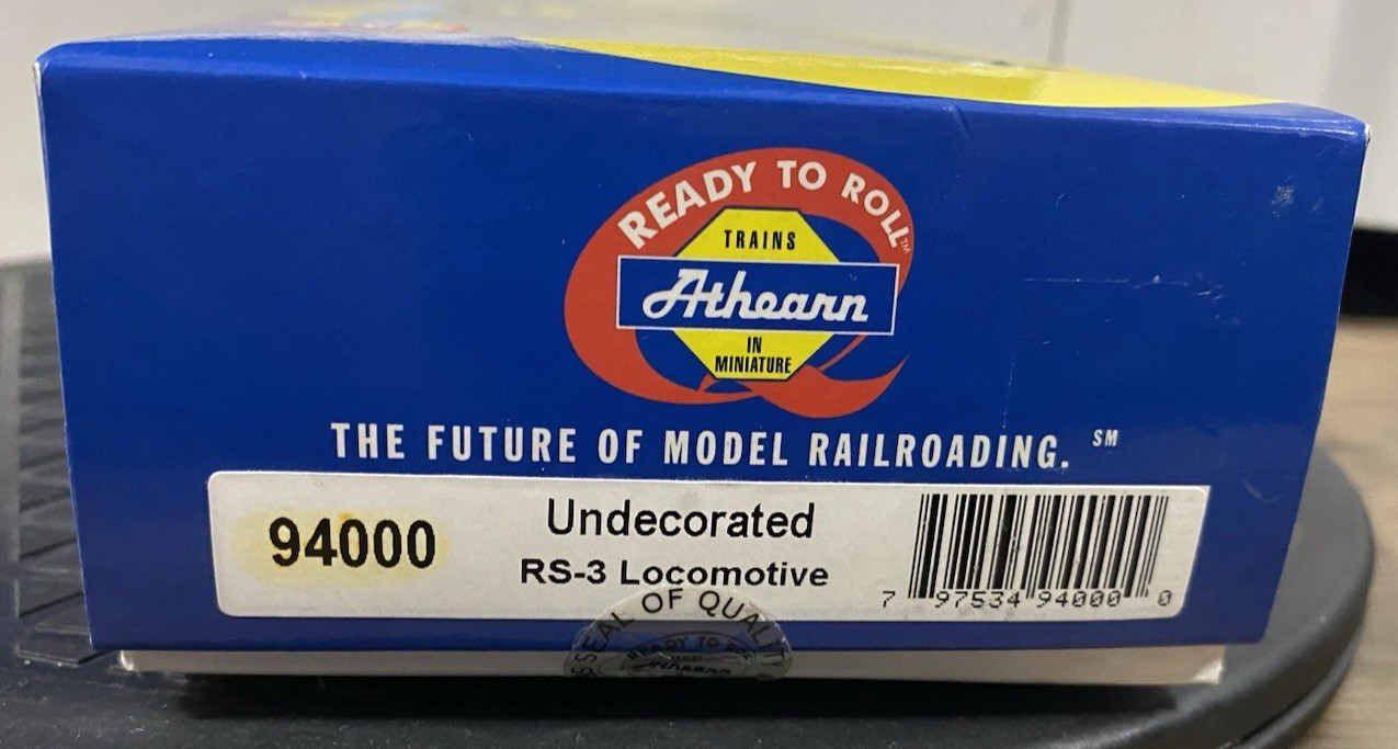 Athearn 94000 Ho Undecorated RS3 Locomotive Diesel Engine DCC Quick Plug Equip