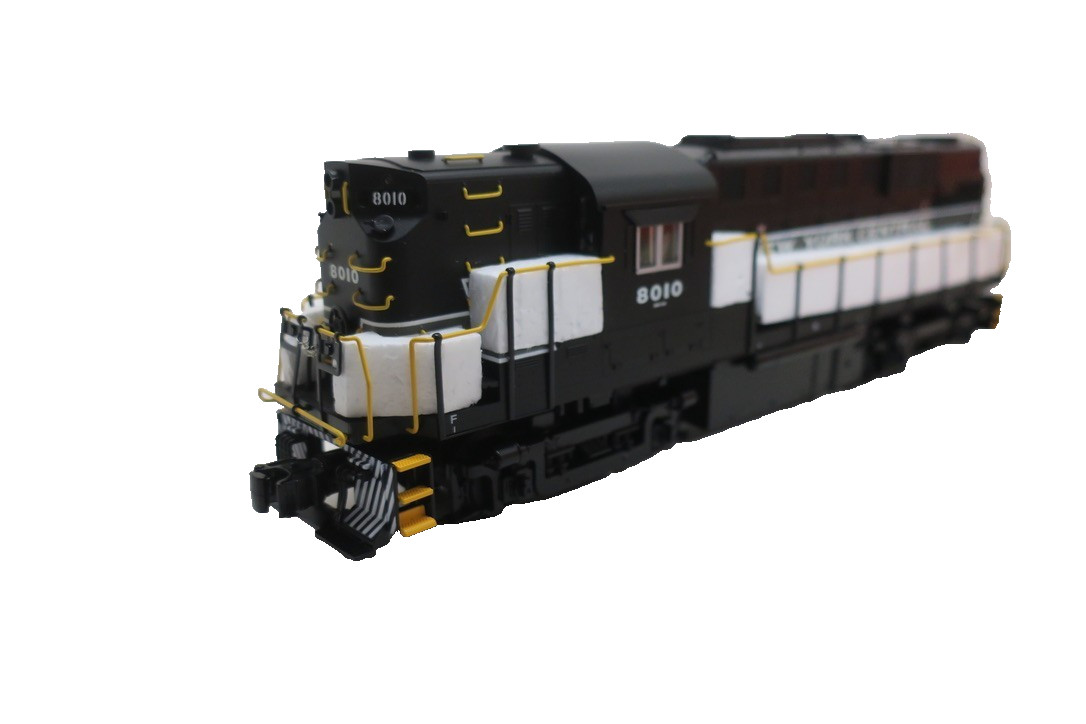 Lionel 6-18598 O Gauge New York Central RS-11 Diesel Locomotive w/TMCC #8010