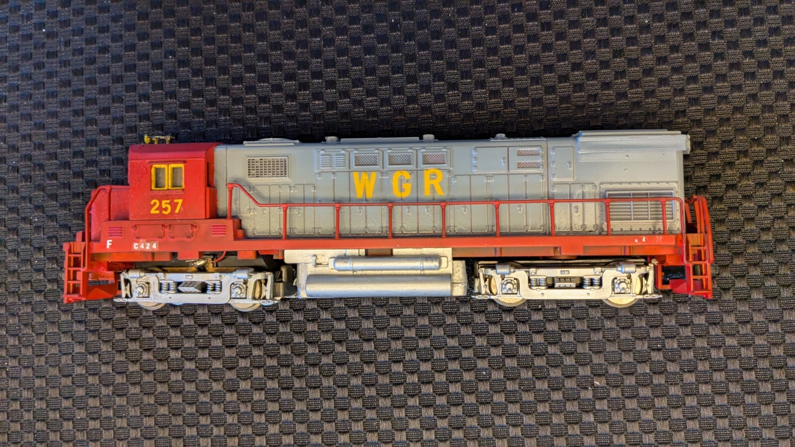 AHM / Austria HO ALCO Century 424 WGR #257 looks rough/ runs great