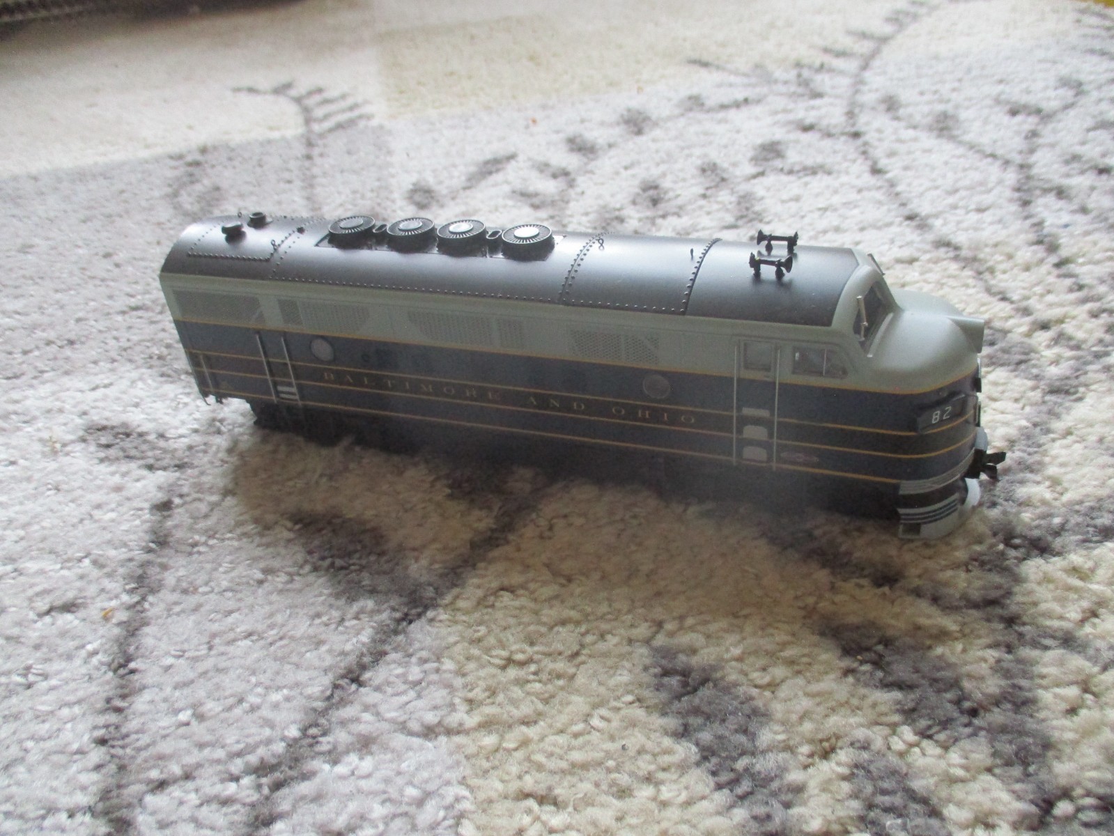 S Helper B&O F-3A #82 (3/2/25 221.3) AC Hirail
