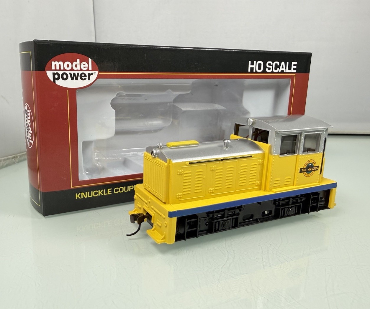 Model Power HO Scale DDT Plymouth Industrial Diesel Switcher Locomotive D&RG NEW