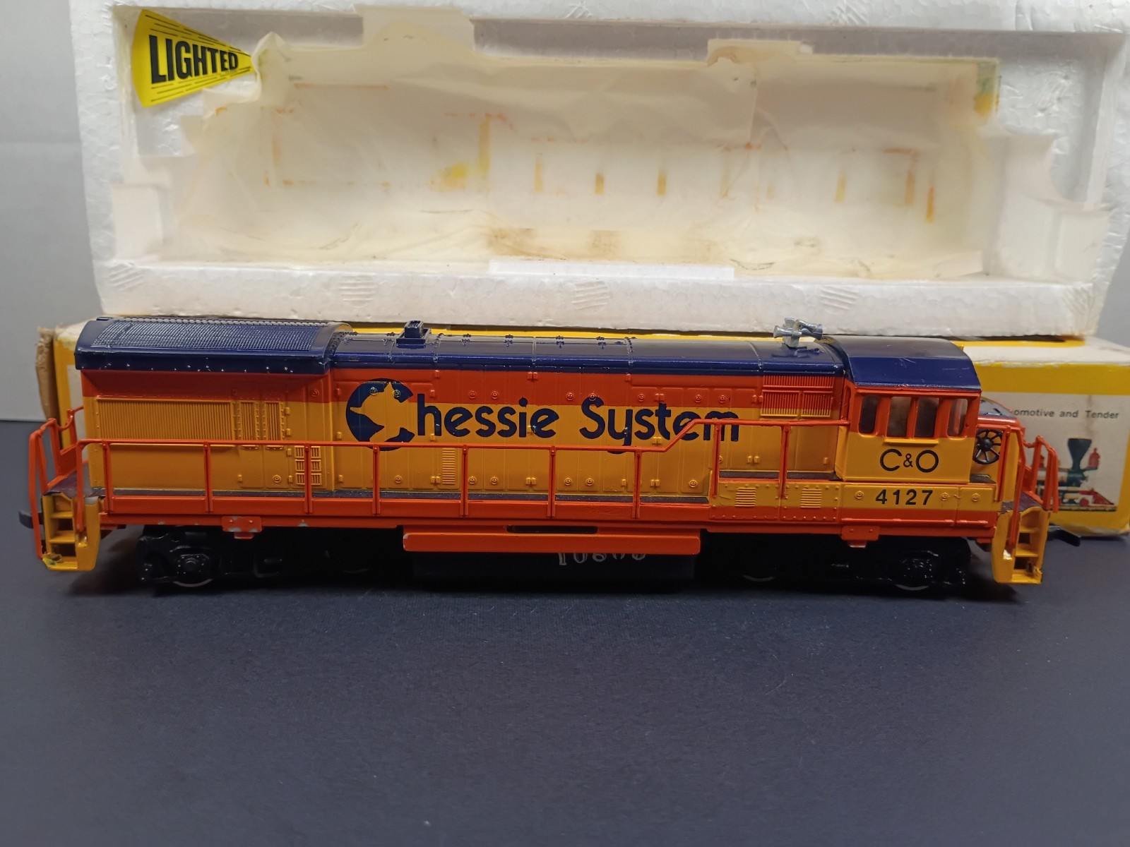 Bachman GE U36B Diesel Locomotive Chassis HO Scale Item 0626 Read