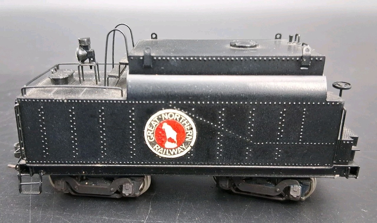 Tenshodo Great Northern GN 2-8-0 F-8 Engine w/ Tender Glacier Park 158 HO Gauge