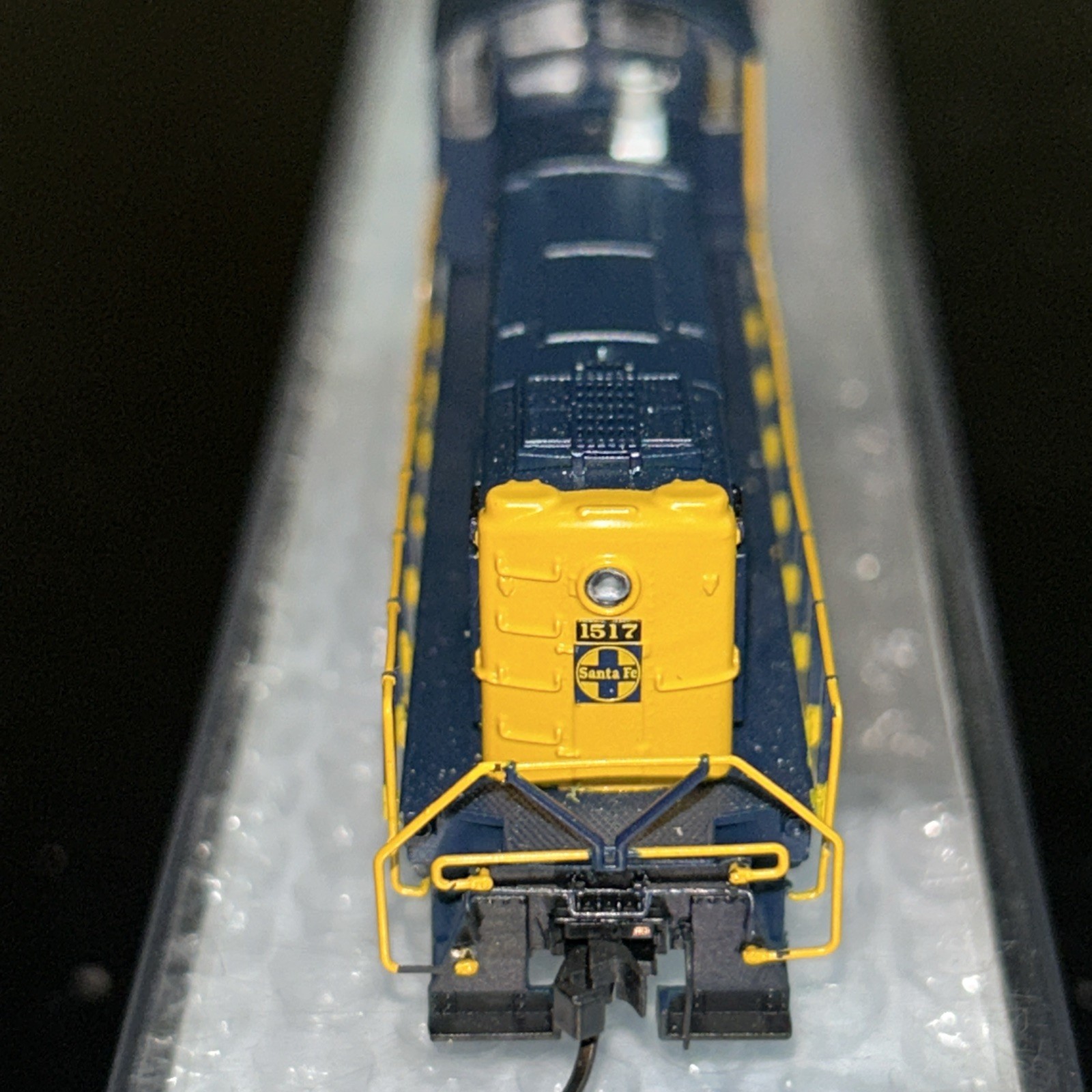 Atlas Gold Series N Scale Alco S4 Santa Fe Road #1517 DCC ESU LokSound