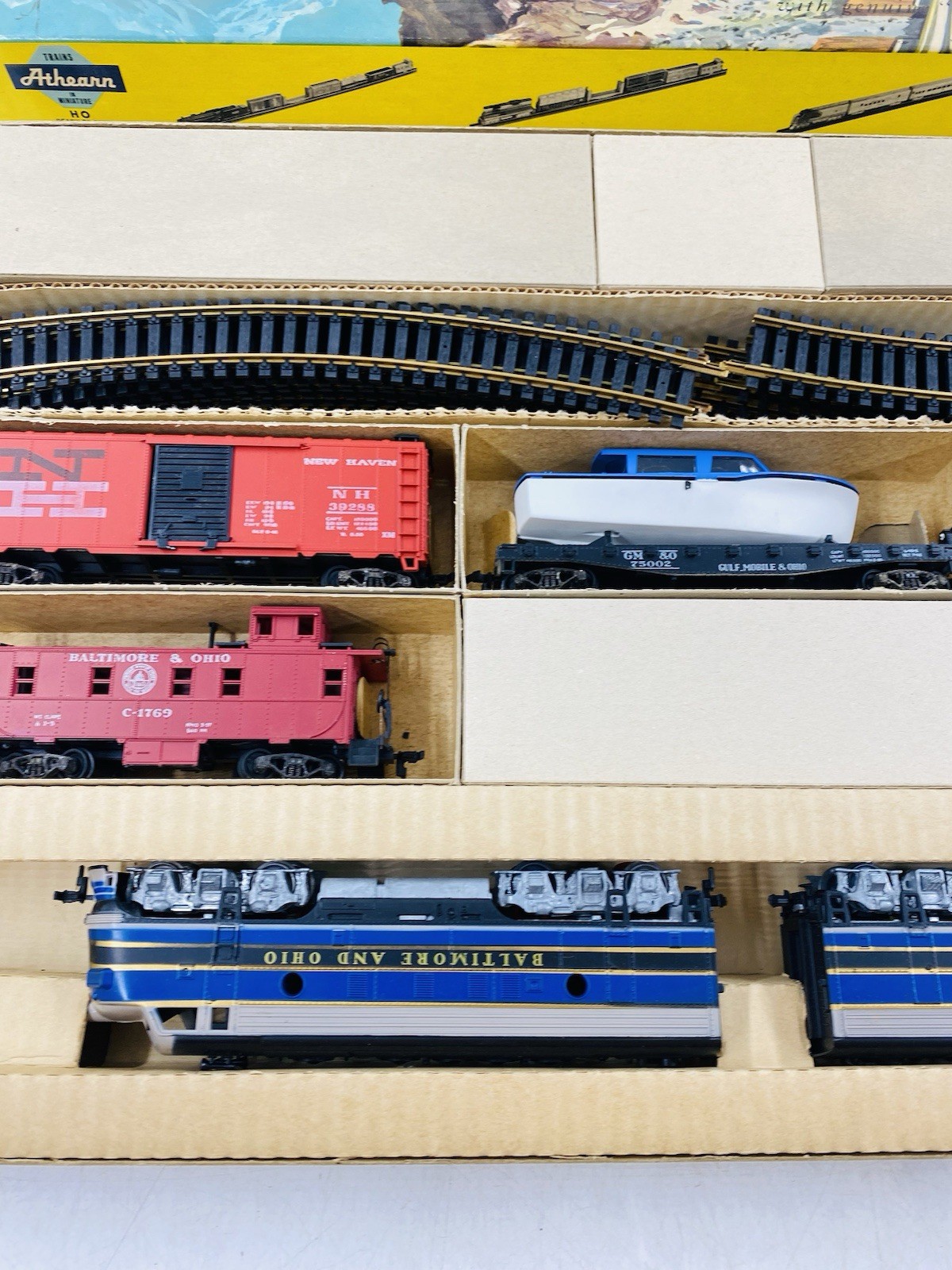 MINT Athearn HO B&O Train Set Locomotive Cars Track Vintage Looks Unused 1960s