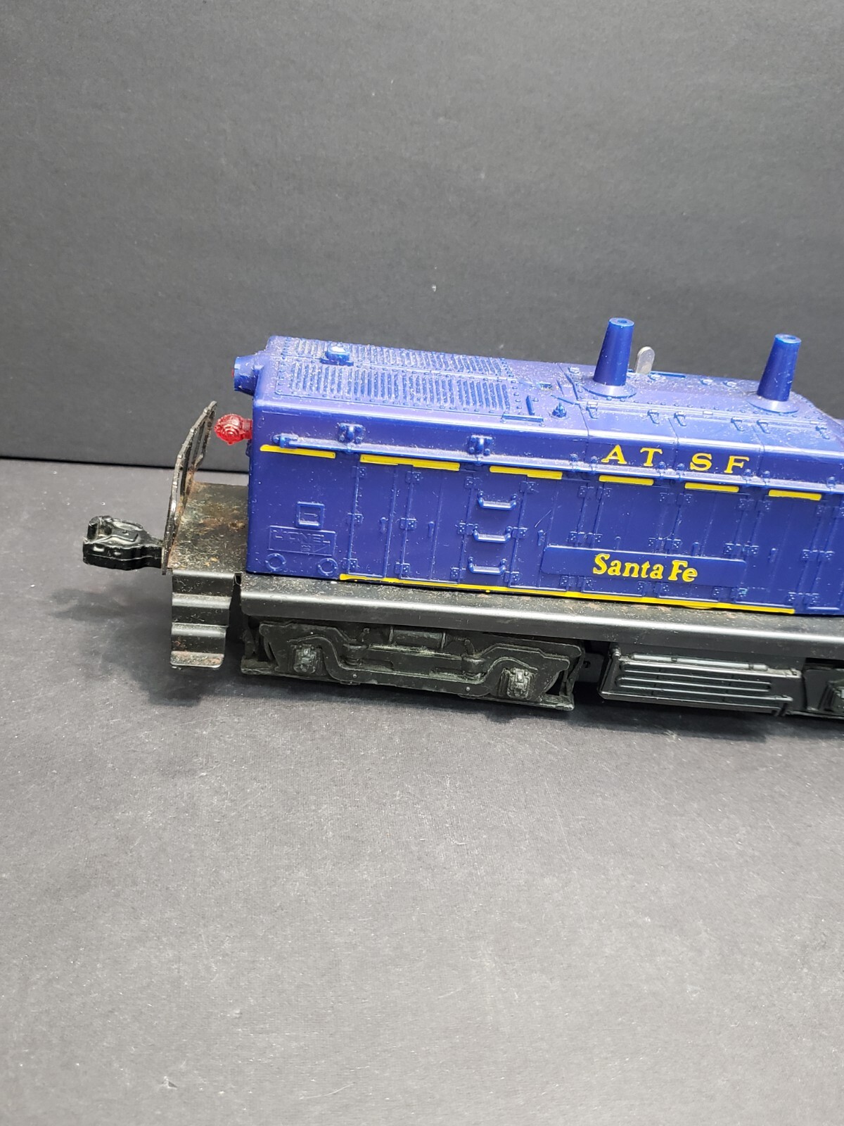 Lionel O Scale Santa Fe ATSF 8010 Switcher Royal Blue Purple Very Good L201