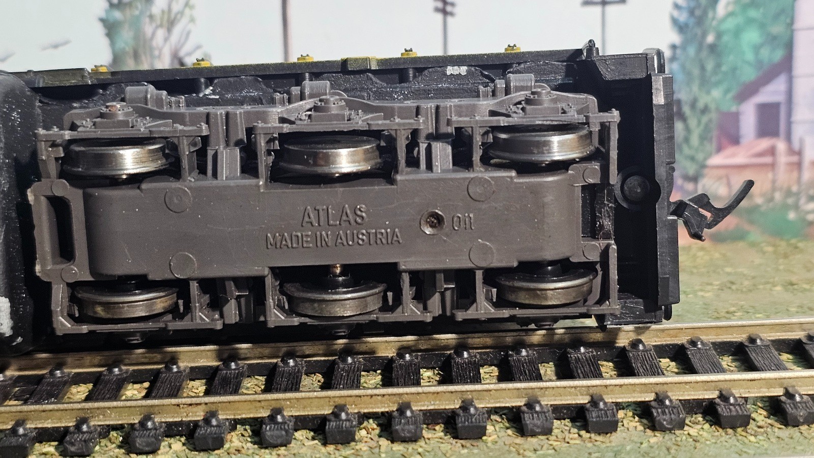 ATLAS HO SD 35 LOCOMOTIVE SEABOARD COST LINE #7018 – Rd# 1923 MINT