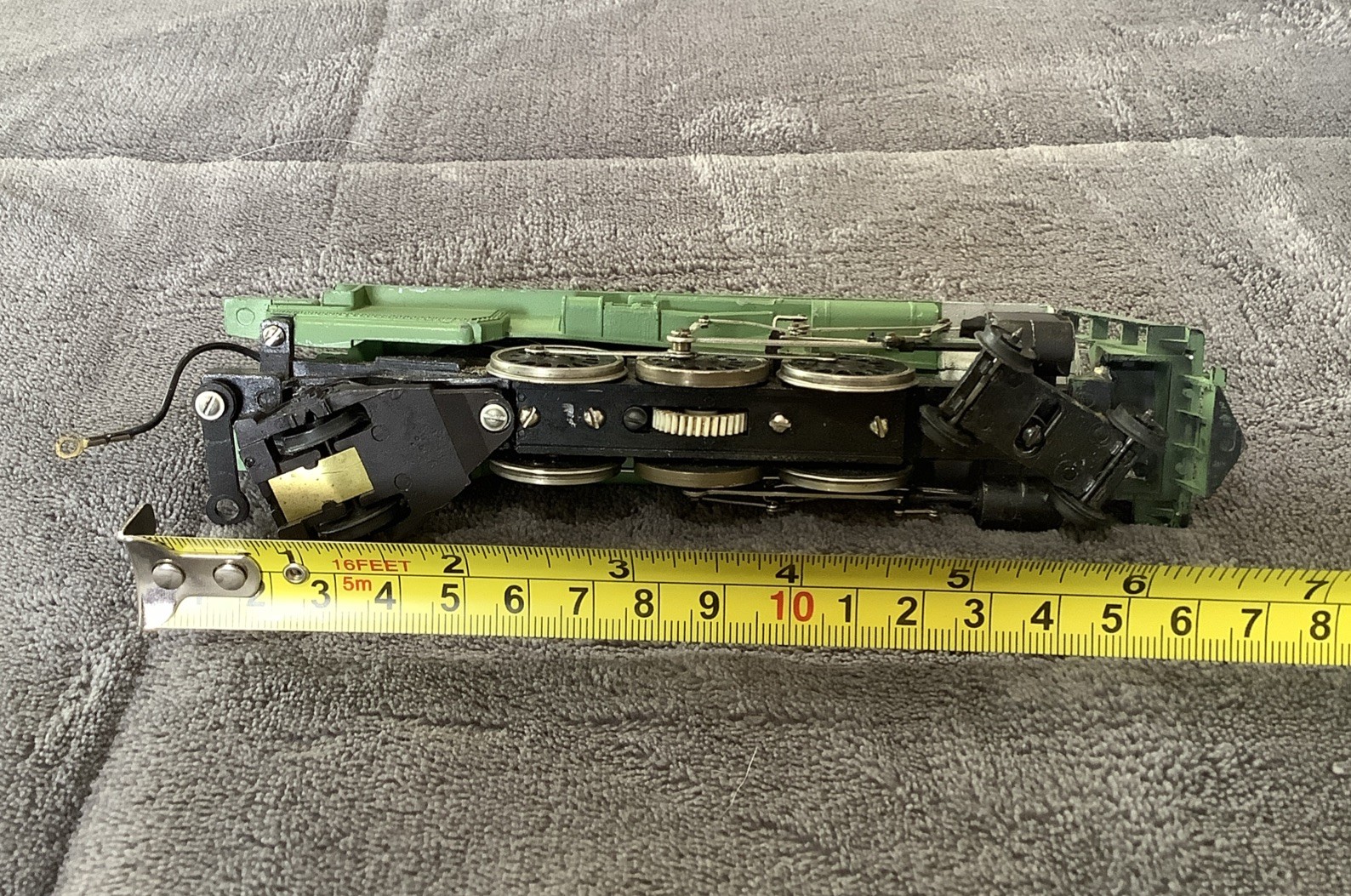 HO Scale Die Cast Locomotive For Parts Heavy Model Train Engine