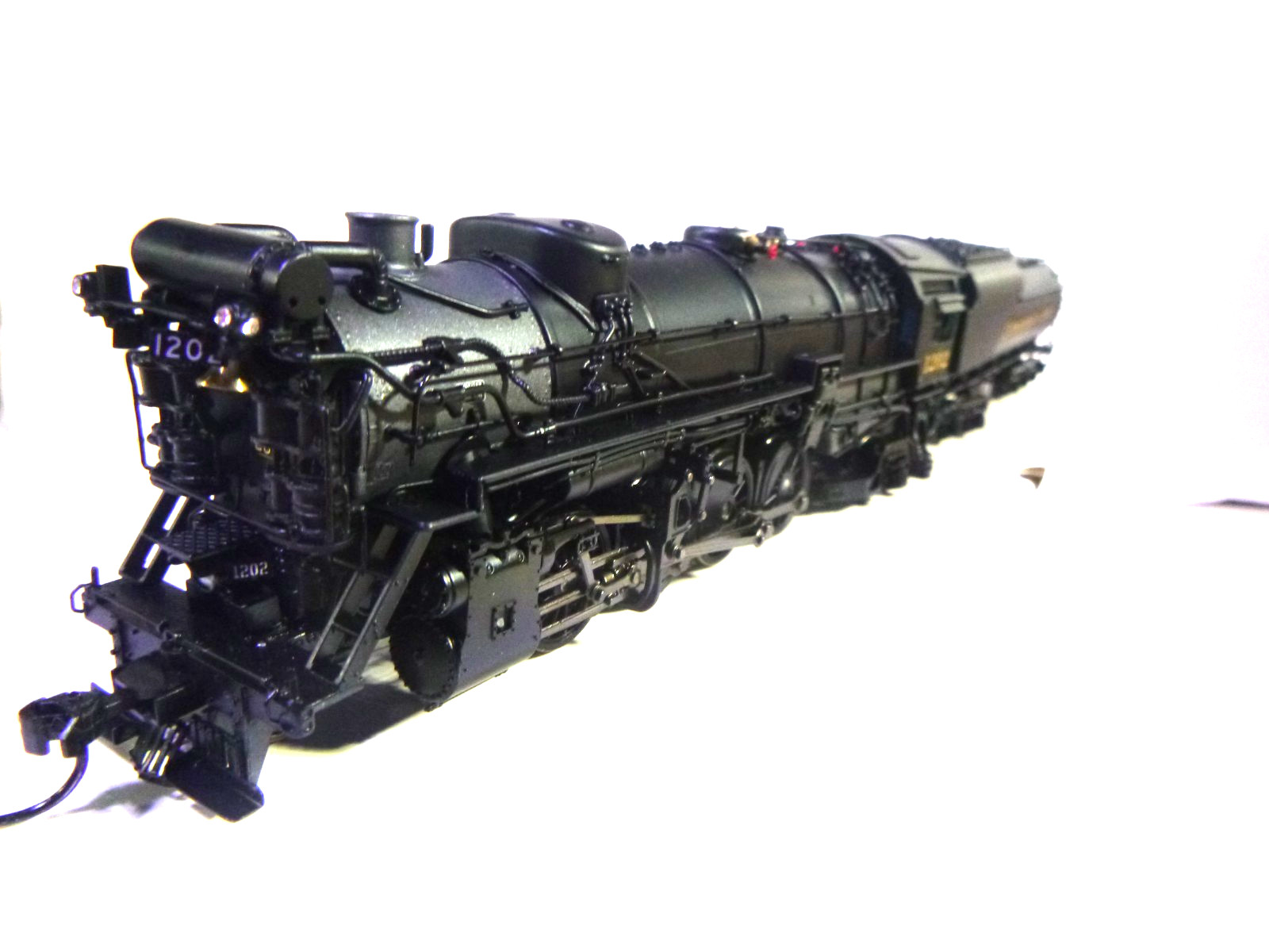 HO-Broadway Limited Imports BRASS HYBRID-2-8-2 C&O MIKADO- PAR 4/ SMOKE/DCC