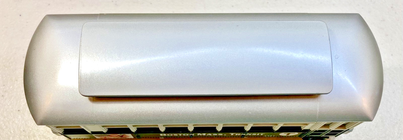 Lionel No. 3321 (18452) Reversing (Motorized Bump & Go) Boston Transit Trolley !