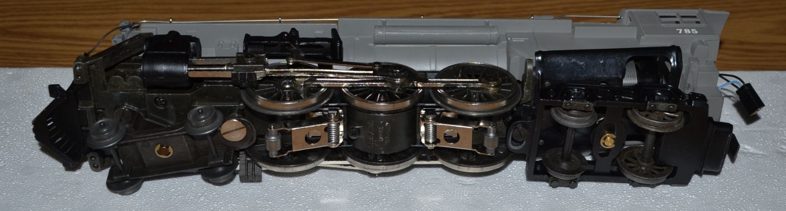 Lionel 6-18002 New York Central 4-6-4 Hudson Steam Locomotive LN #785 – VIDEO