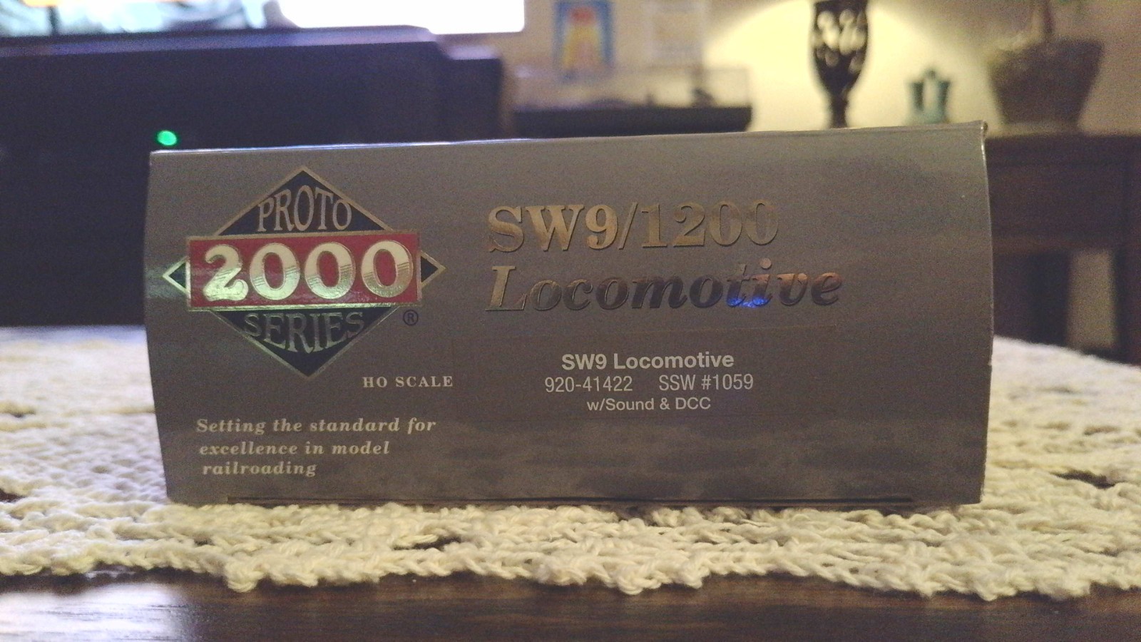 New in Box Walthers PROTO 2000 Ltd Ed HO SW9/1200 Locomotive