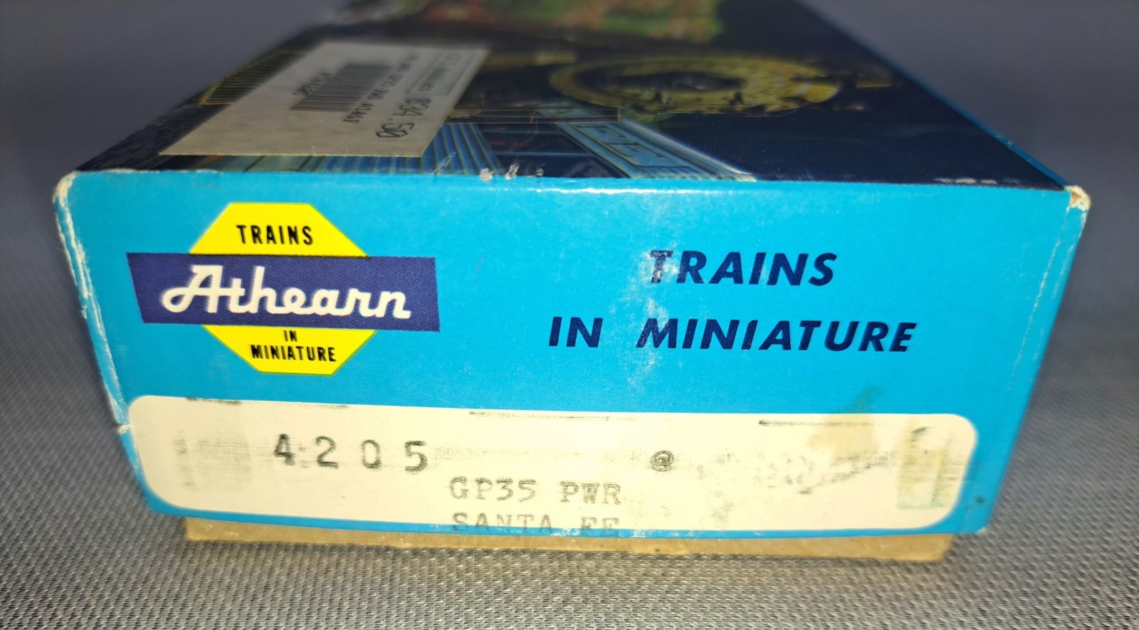 NOS Athearn GP35 Locomotive, Santa Fe #4205 HO Scale NIB