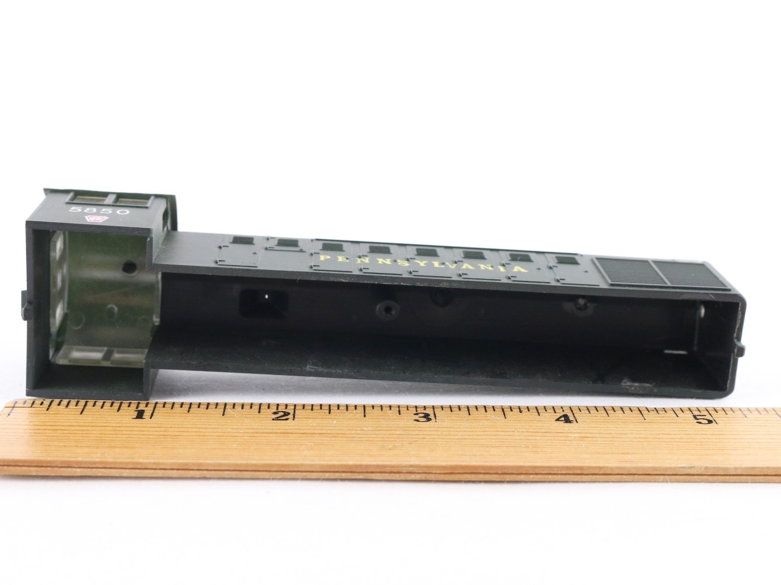 AHM HO Pennsylvania PRR 5850 Green ALCO 1000 Diesel Locomotive SHELL ONLY