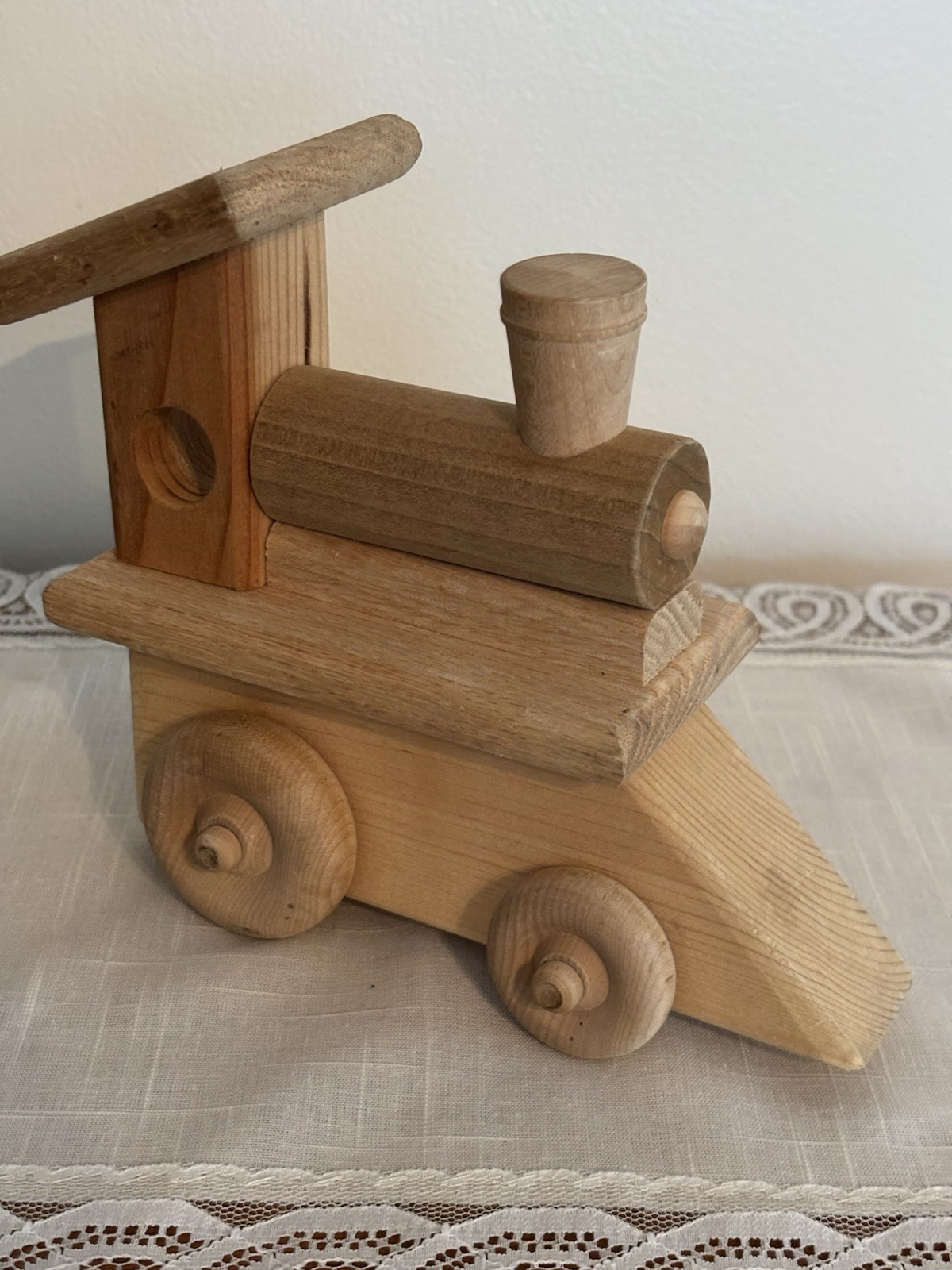 Vtg 1980’s Handcrafted Wood Train Locomotive Engine Toy