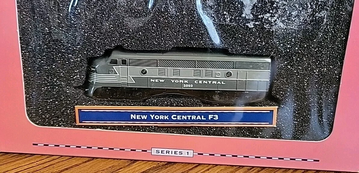 1998 LIONEL F3 SERIES New York Central 3502 1:120 SCALE DIECAST SERIES 1