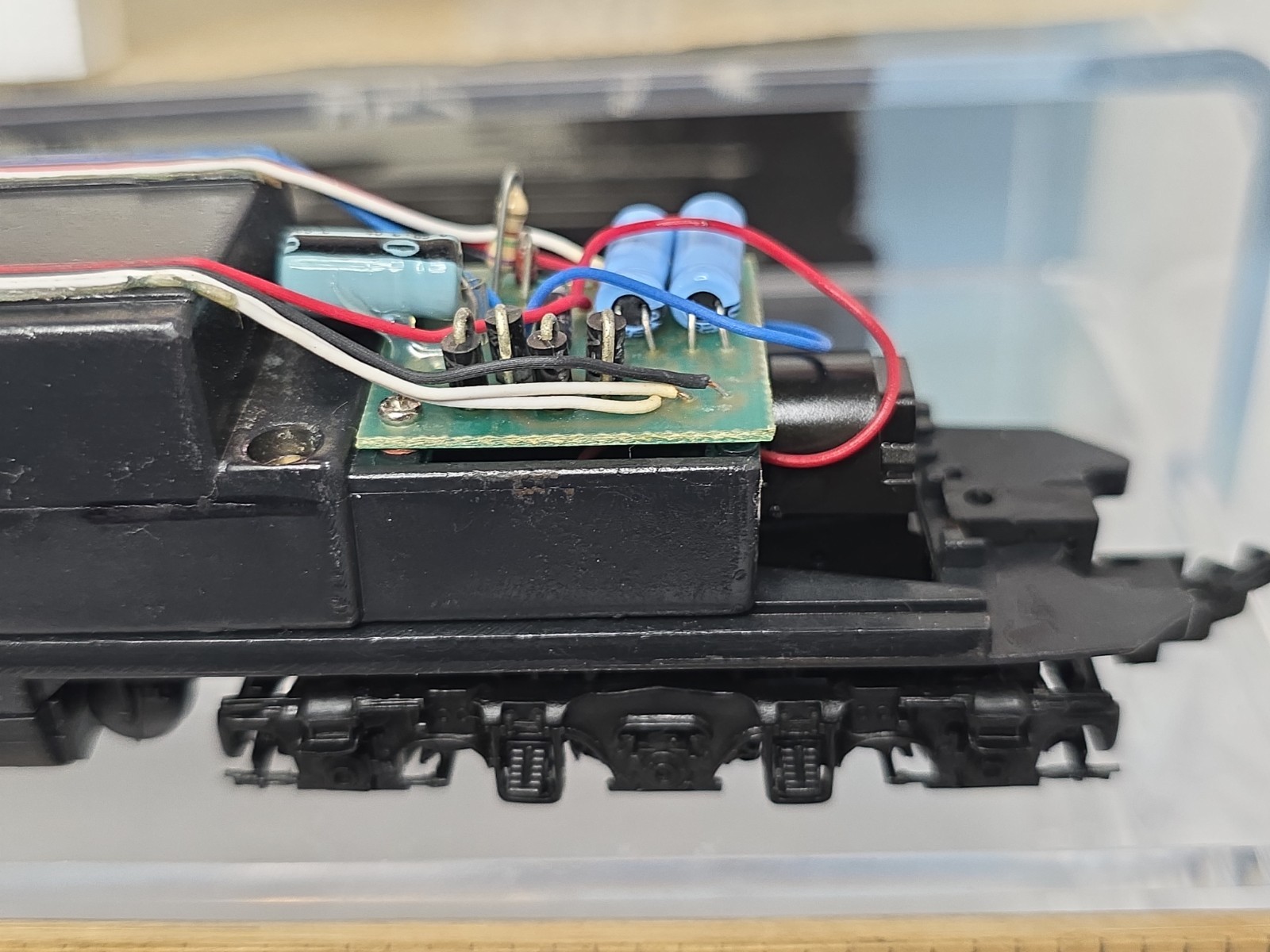 Proto 2000 HO 8710 Florida East Coast E8/E9 Diesel Loco FEC 1031 NOS Runs Smooth