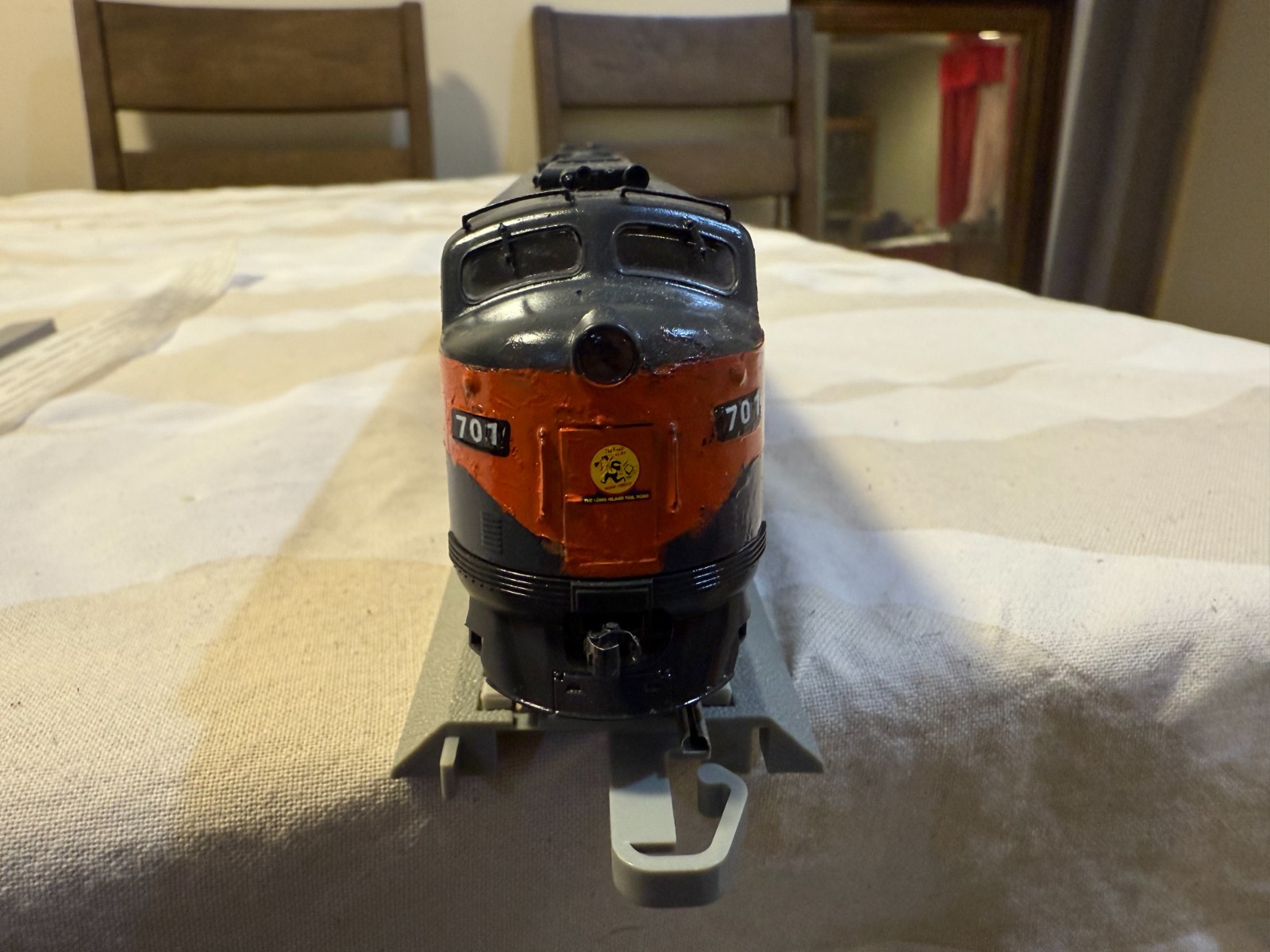 LifeLike Proto 2000 LONG ISLAND RAILROAD HO Scale Custom Painted E8 FANTASY UNIT