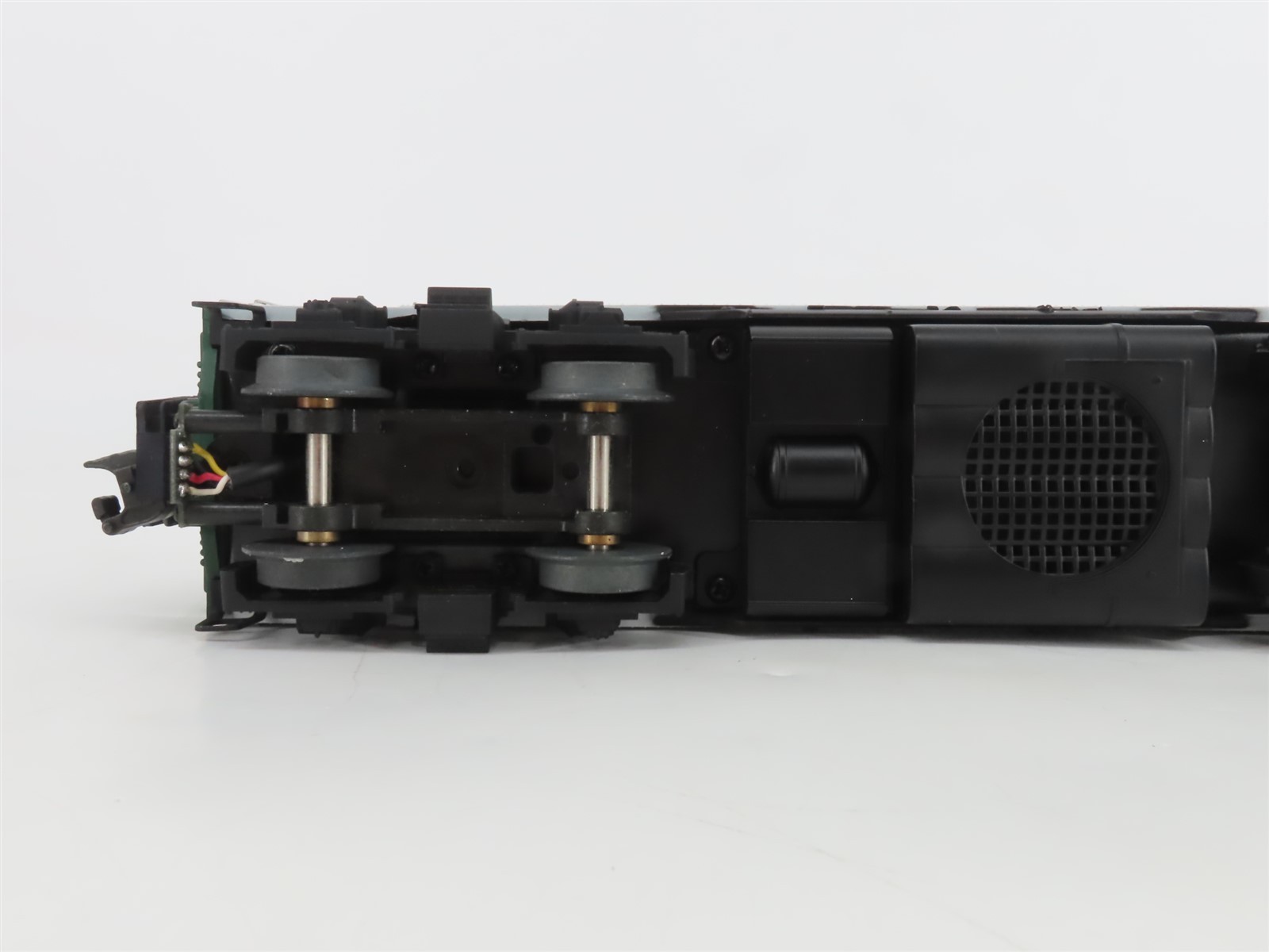 O Gauge 3-Rail MTH 20-2177-3 Southern F3B Diesel Locomotive UNPOWERED